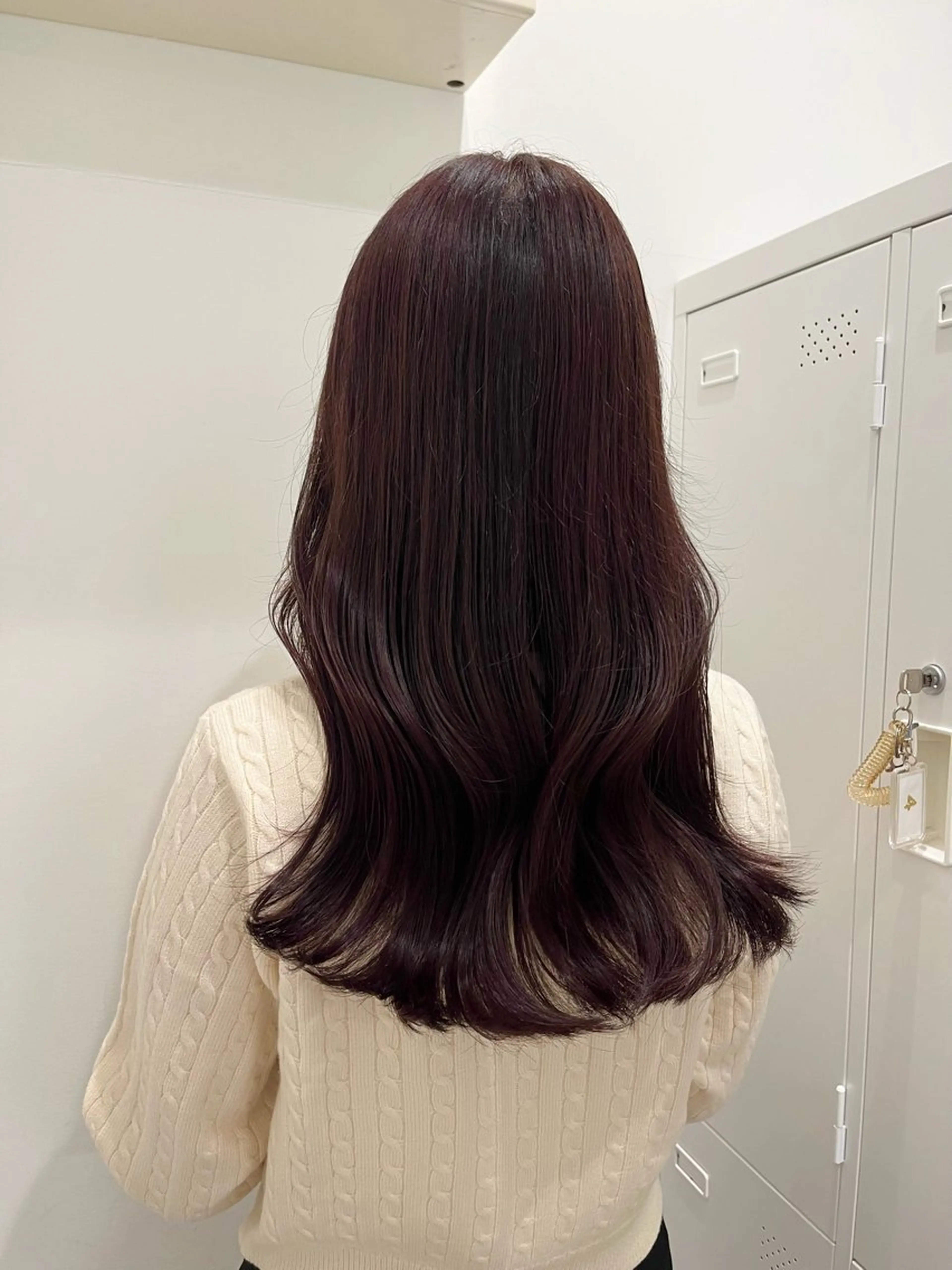 ロング カラー ブリーチ ヘアカラー sena⌇ベージュ⌇ ブリーチなしWカラーのヘアスタイル