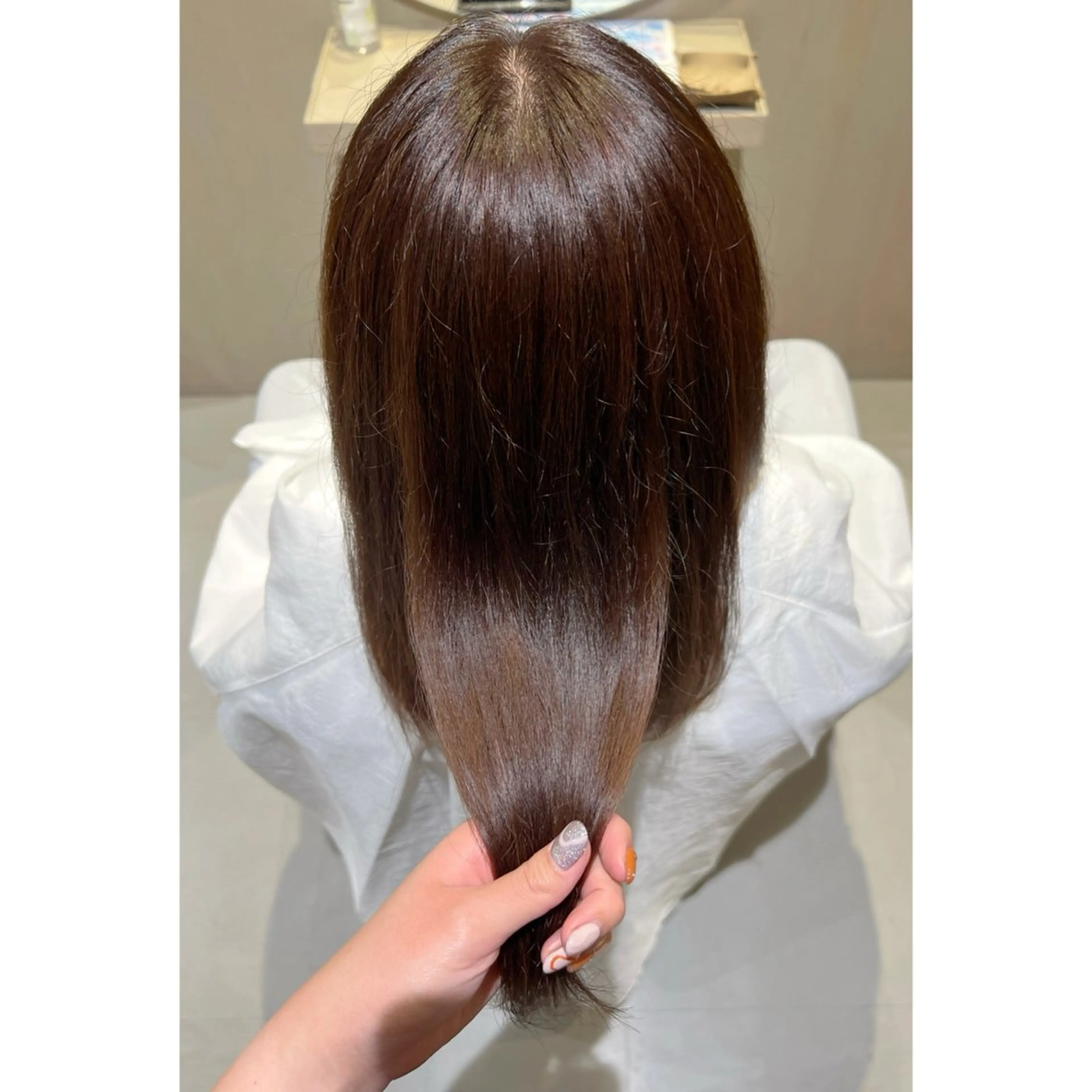 セミロング 坂野 美葵のヘアスタイル