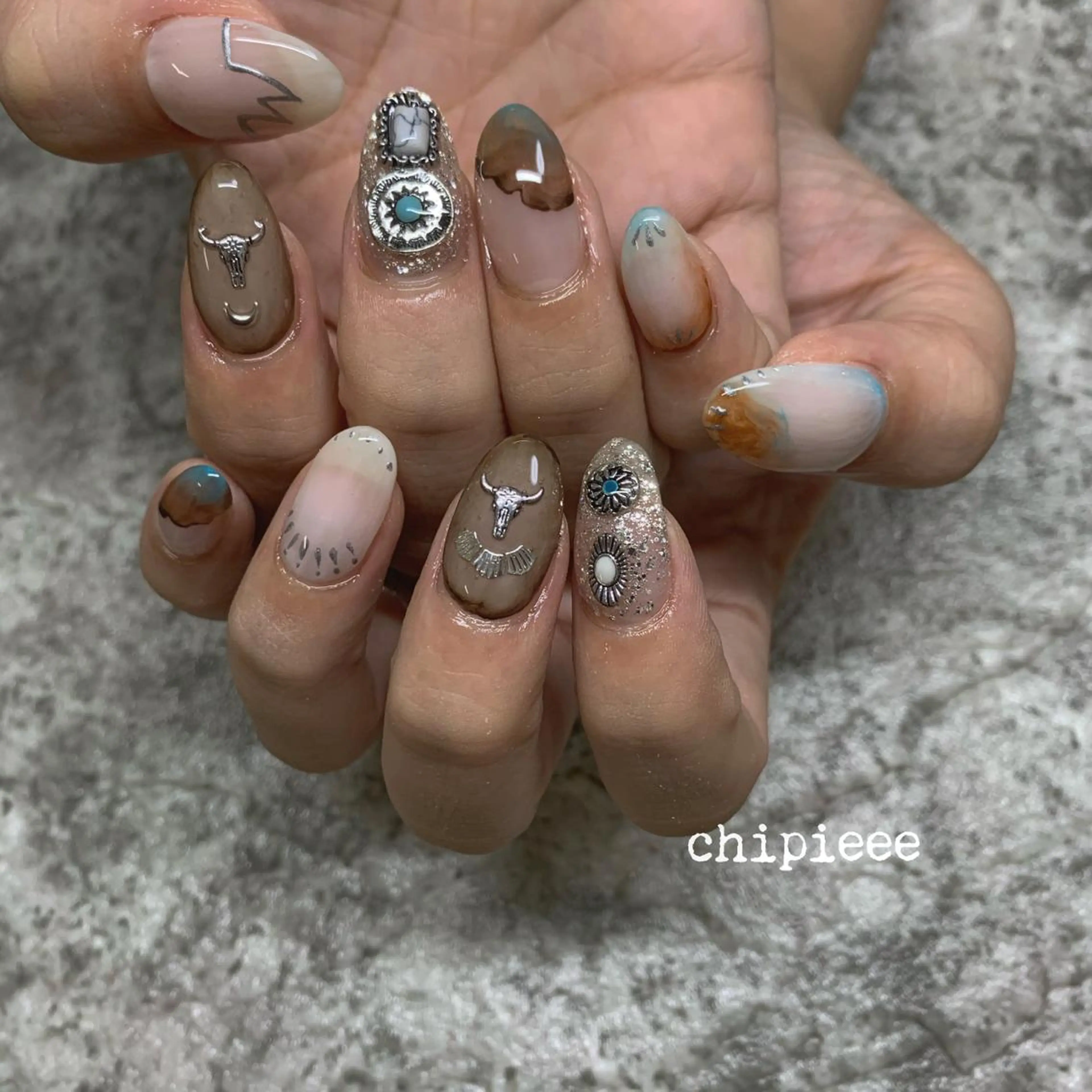 ネイル . SHIORIのネイルデザイン