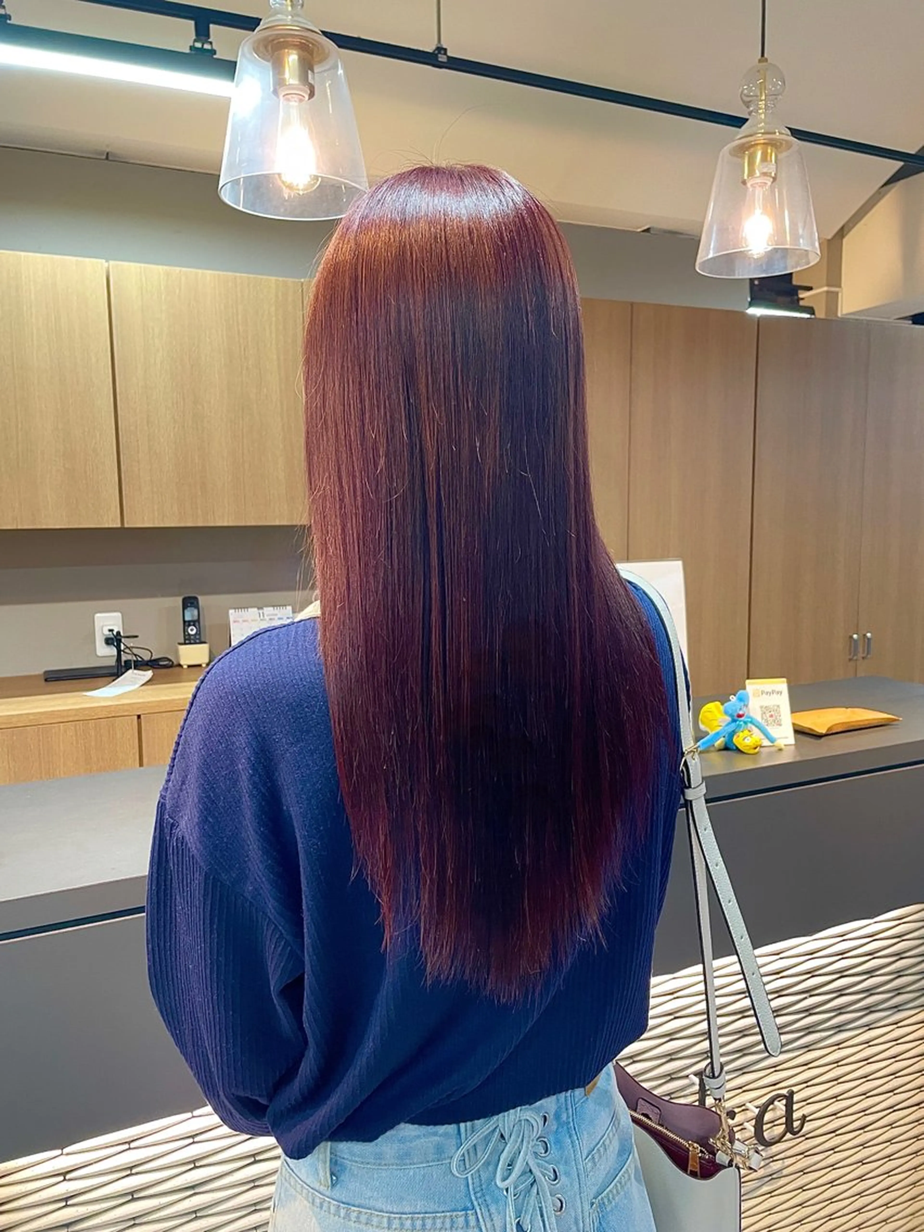 ロング カラー カシス レッドカラー マキノ キョウカのヘアスタイル