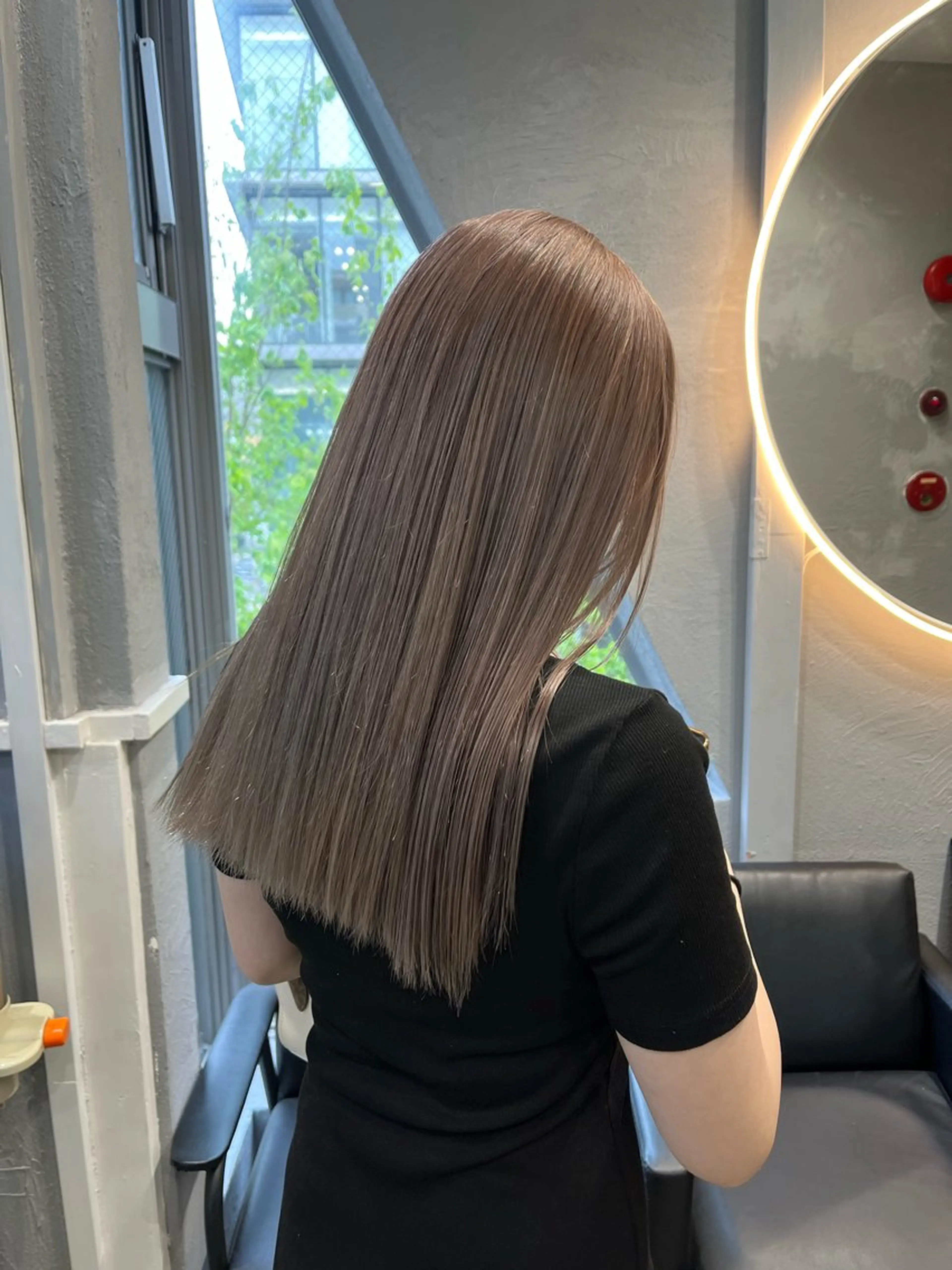 ミディアム カラー dao/ミルクティー /ブラウン/ブロンドのヘアスタイル