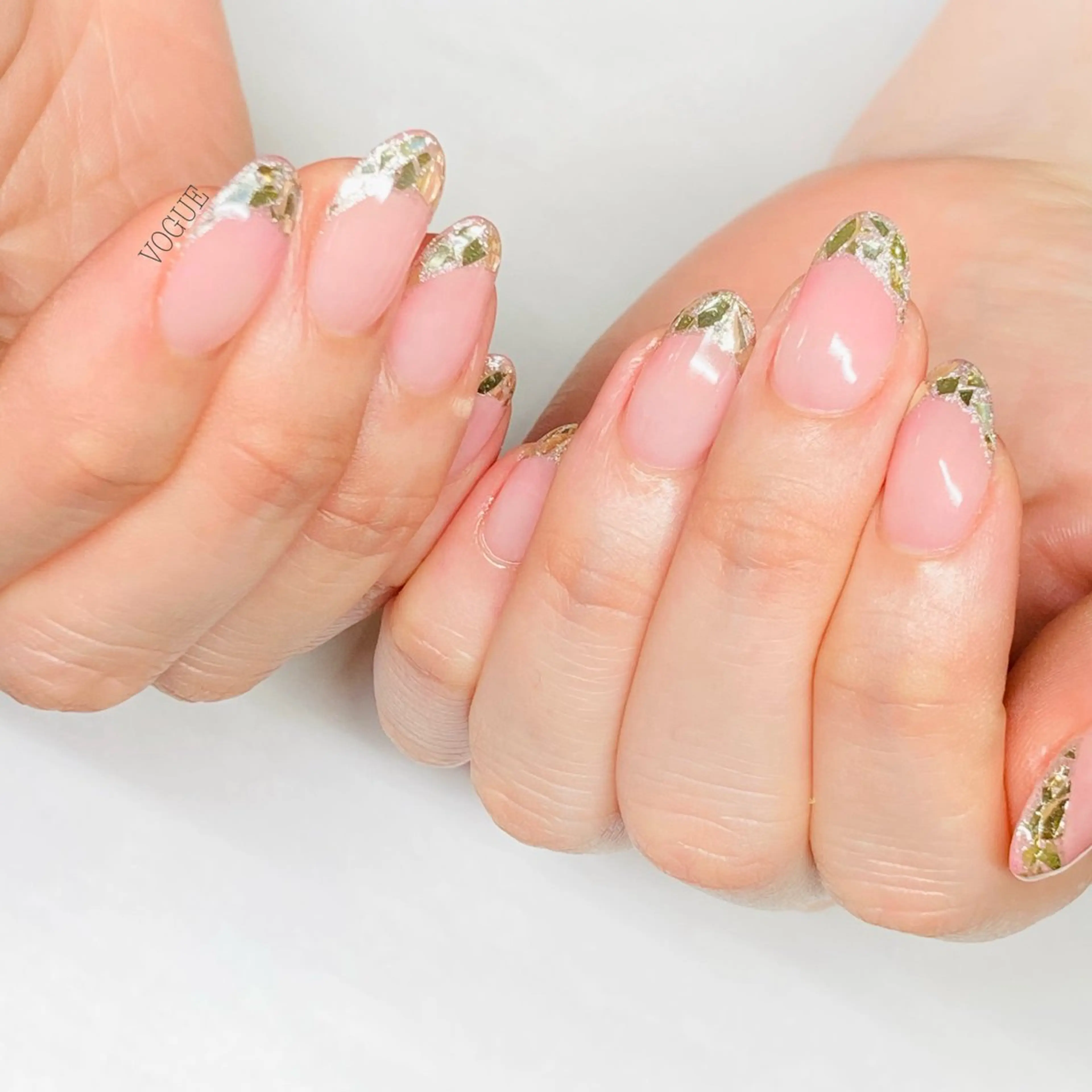 ネイル ハンドネイル VOGUE ×SWANのネイルデザイン