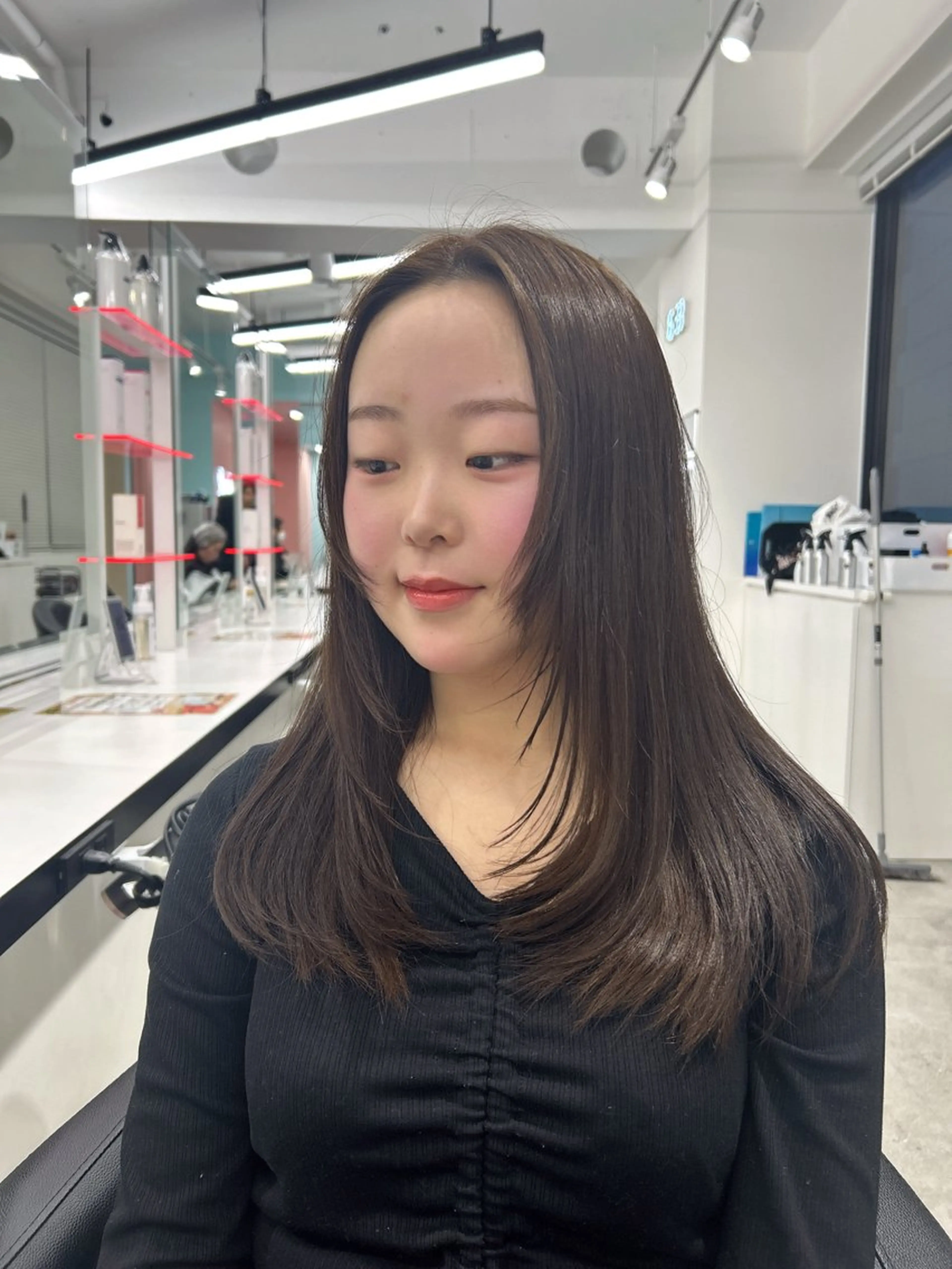 ロング カラー 履歴修正屋さん／ ブロンド／ホワイトのヘアスタイル