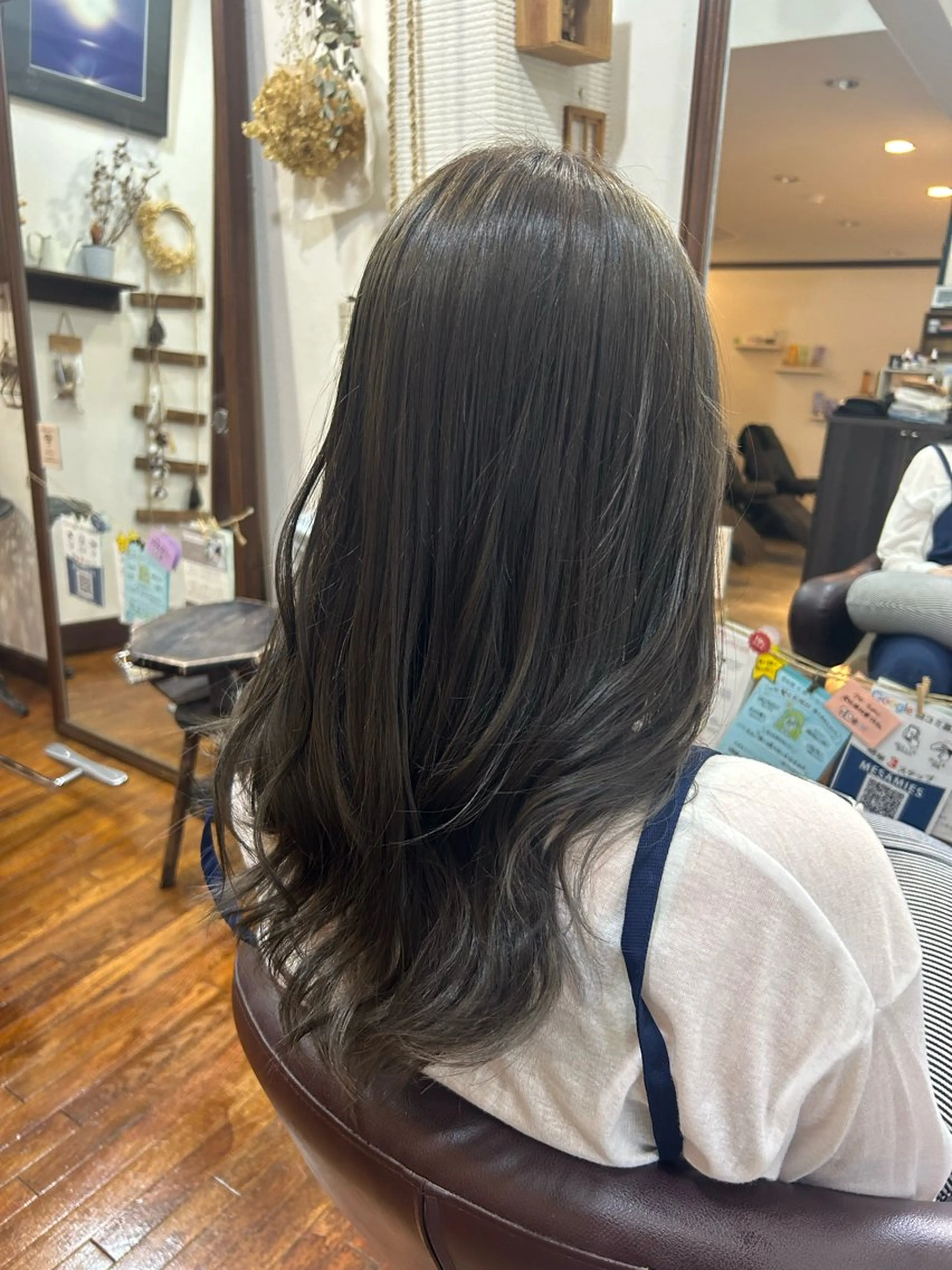 カラー 中島 優のヘアスタイル