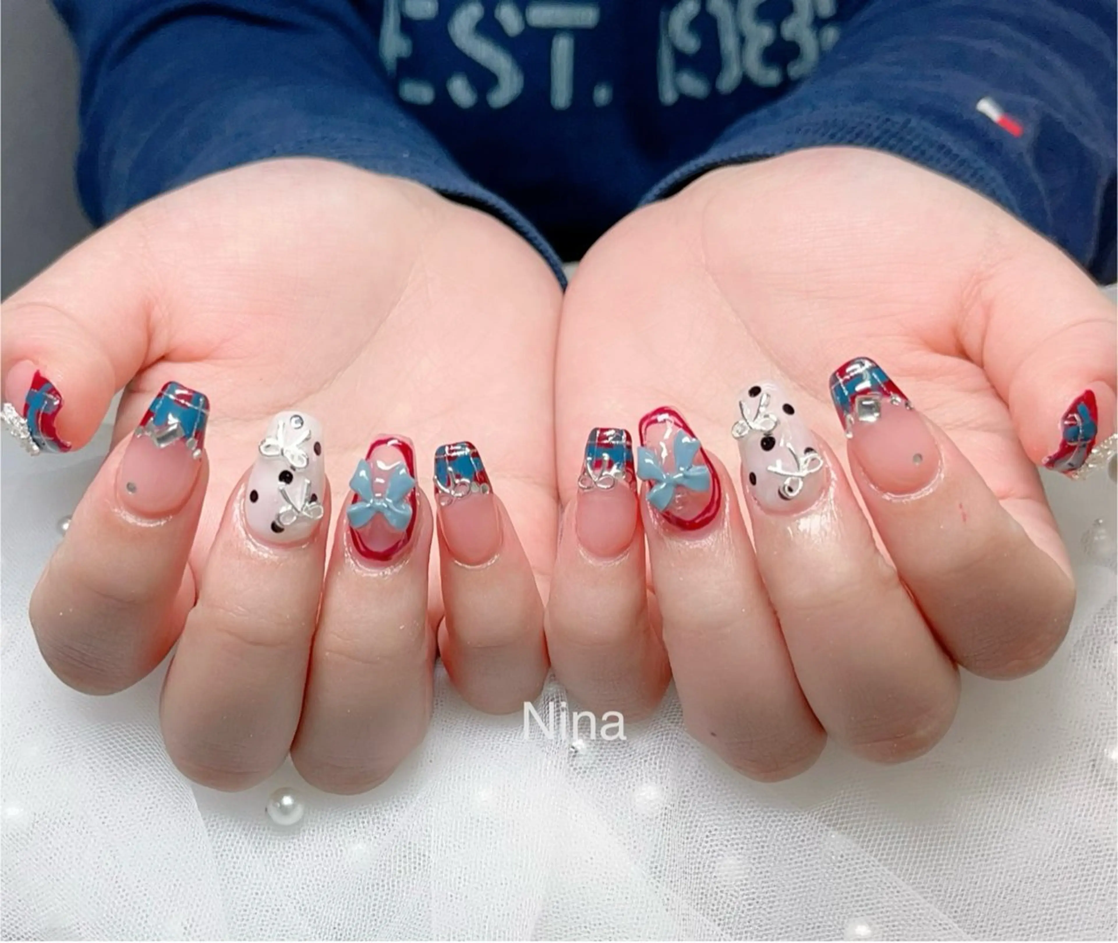 ネイル ハンドネイル NiNa ビューティーサロン所属・Ni Naのネイルデザイン