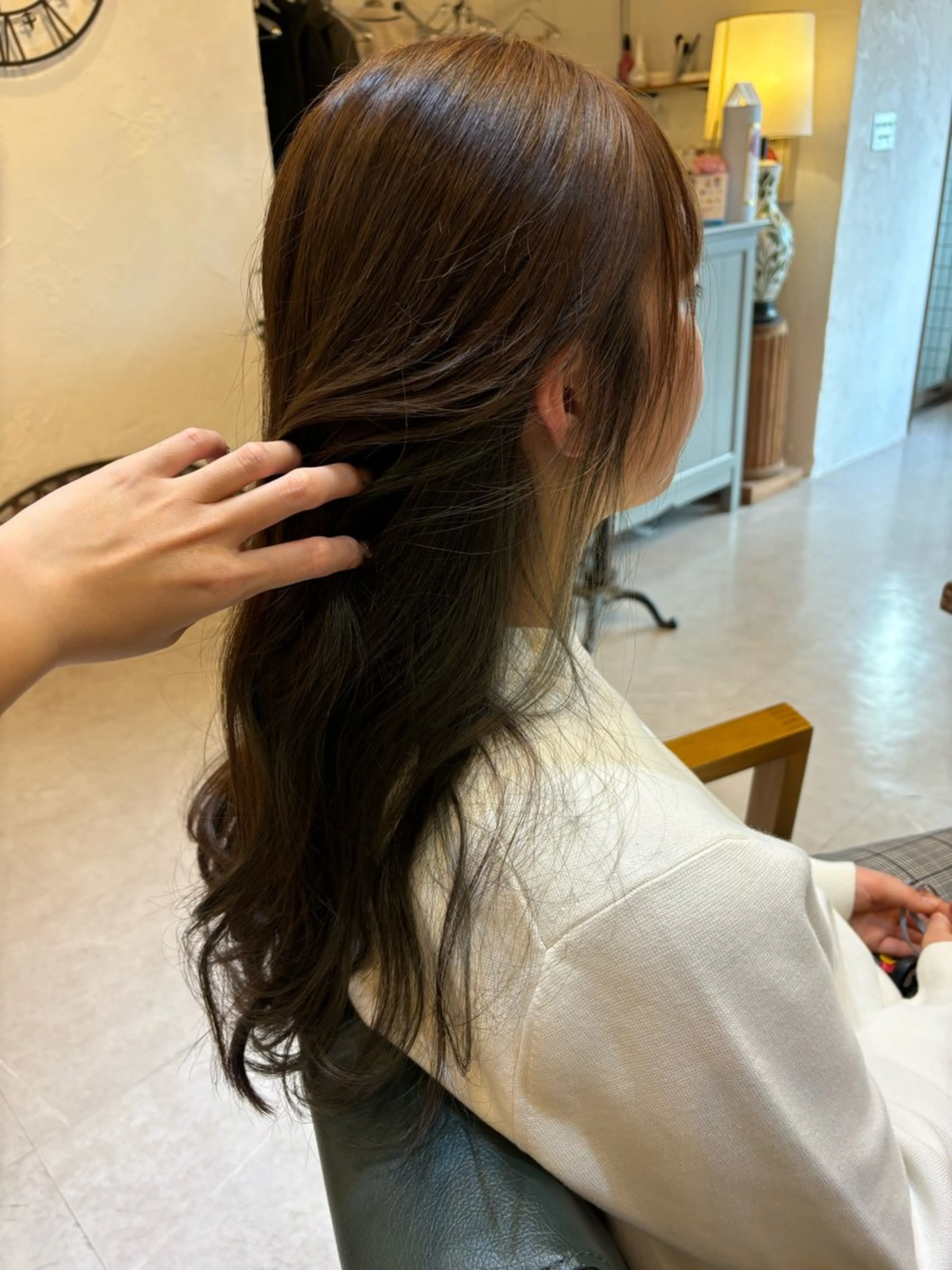 ロング カラー 宮本 玲那のヘアスタイル