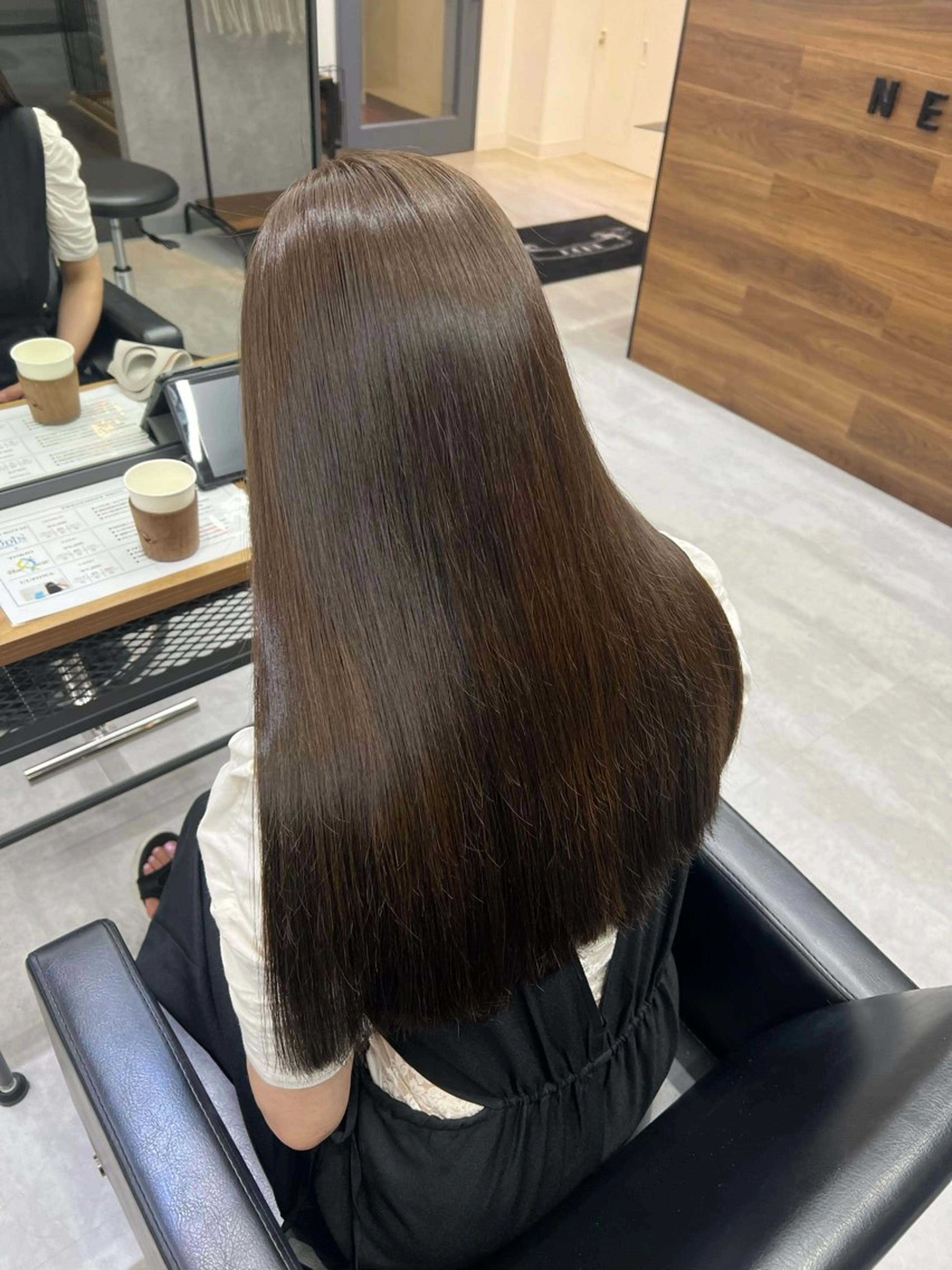 ロング カラー ブラウンカラー 透明感カラー グレージュ 縮毛矯正 ショート/ウルフ カットモデル募集のヘアスタイル