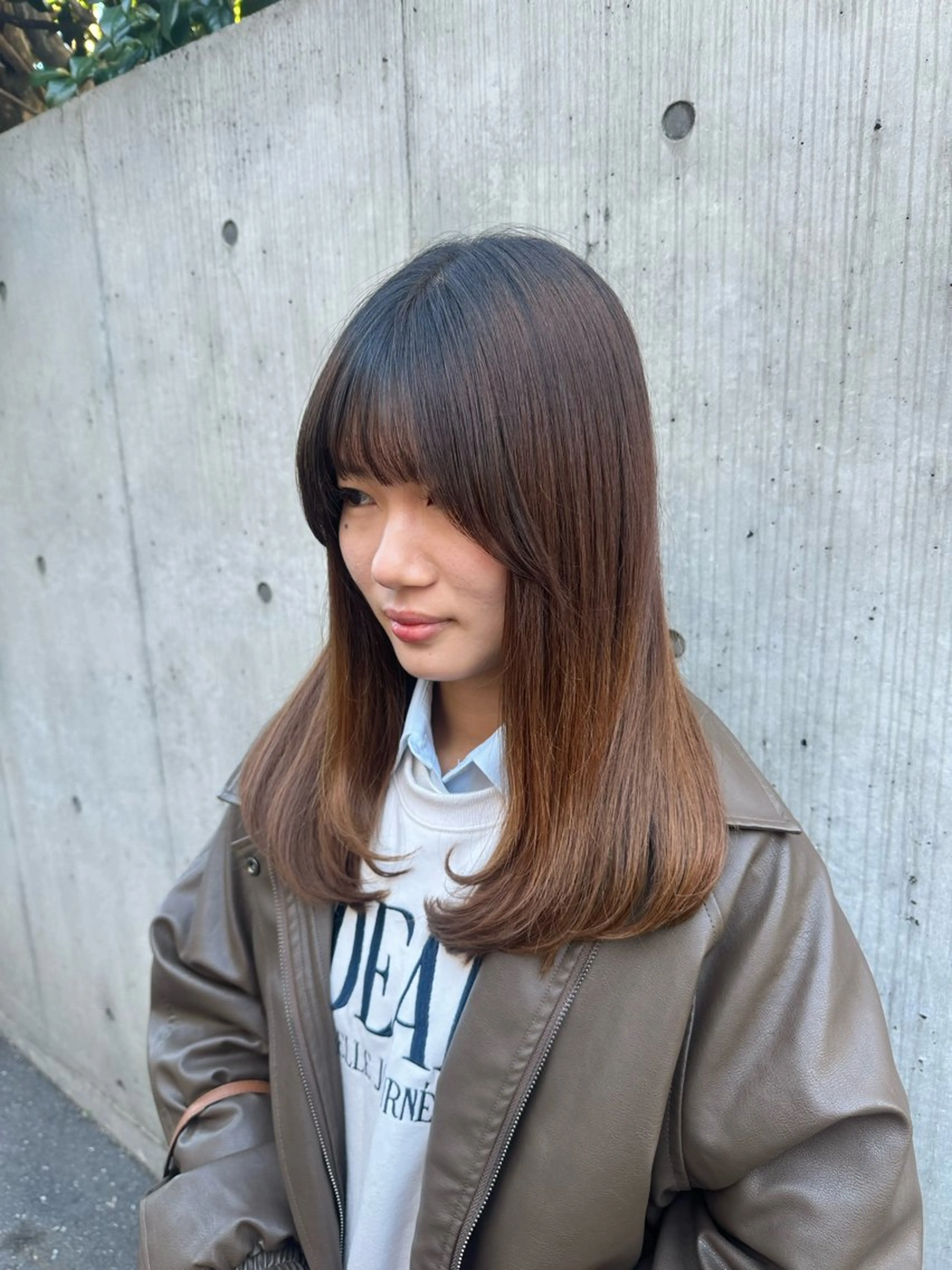 ロング レイヤーカット 短めショートカット カットモデルのヘアスタイル