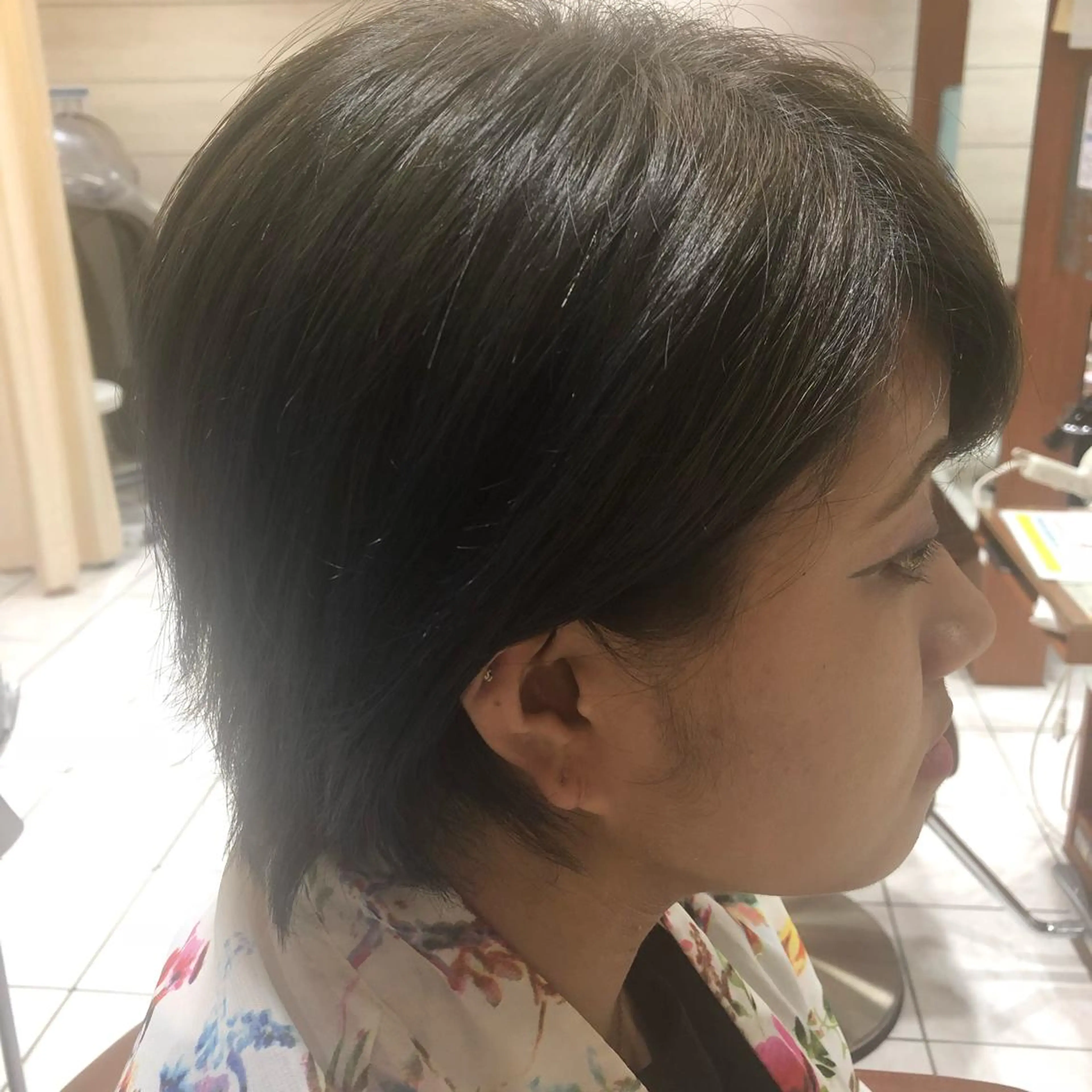 ショート カラー グラデーションカラー メ イのヘアスタイル