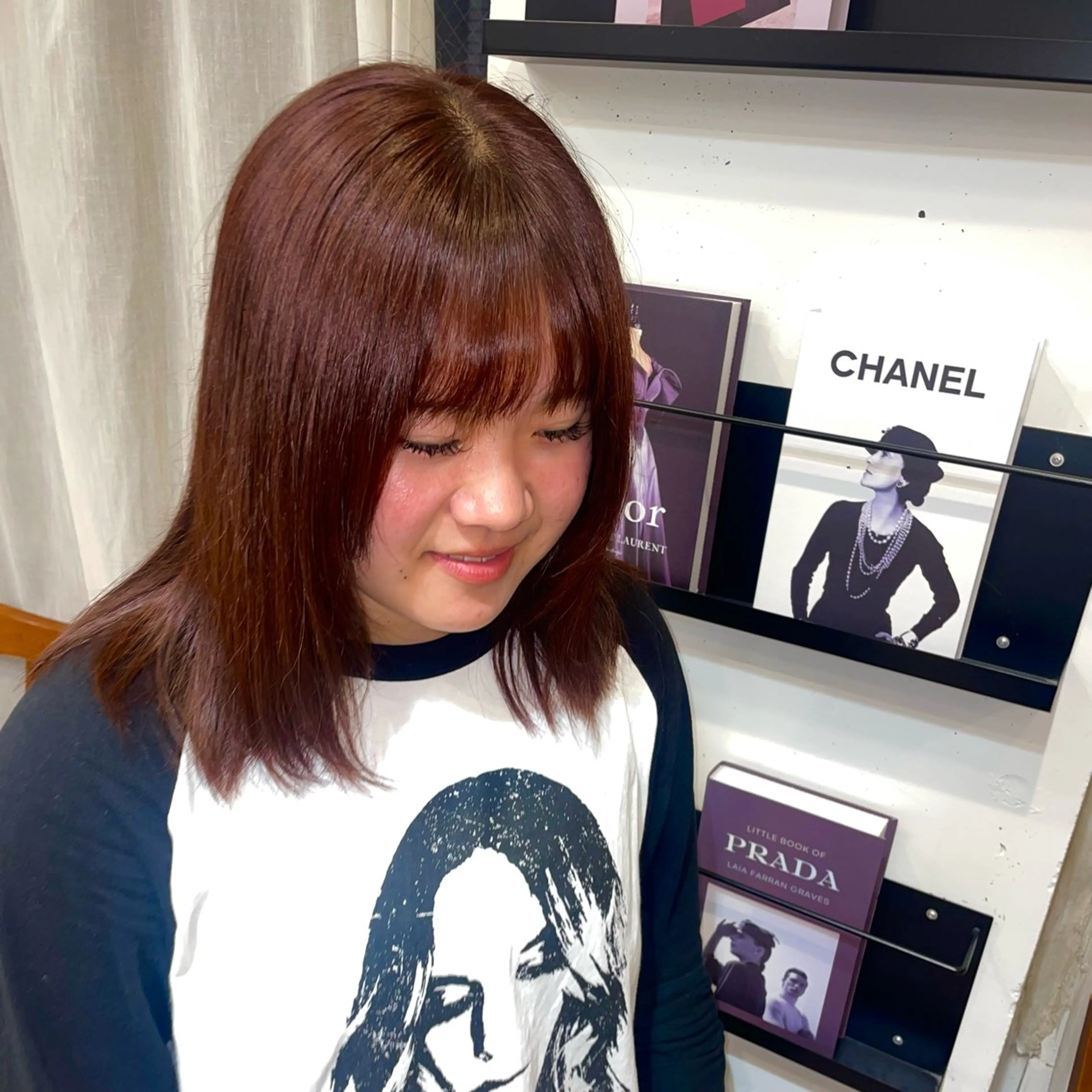 カラー 新原 陽那のヘアスタイル