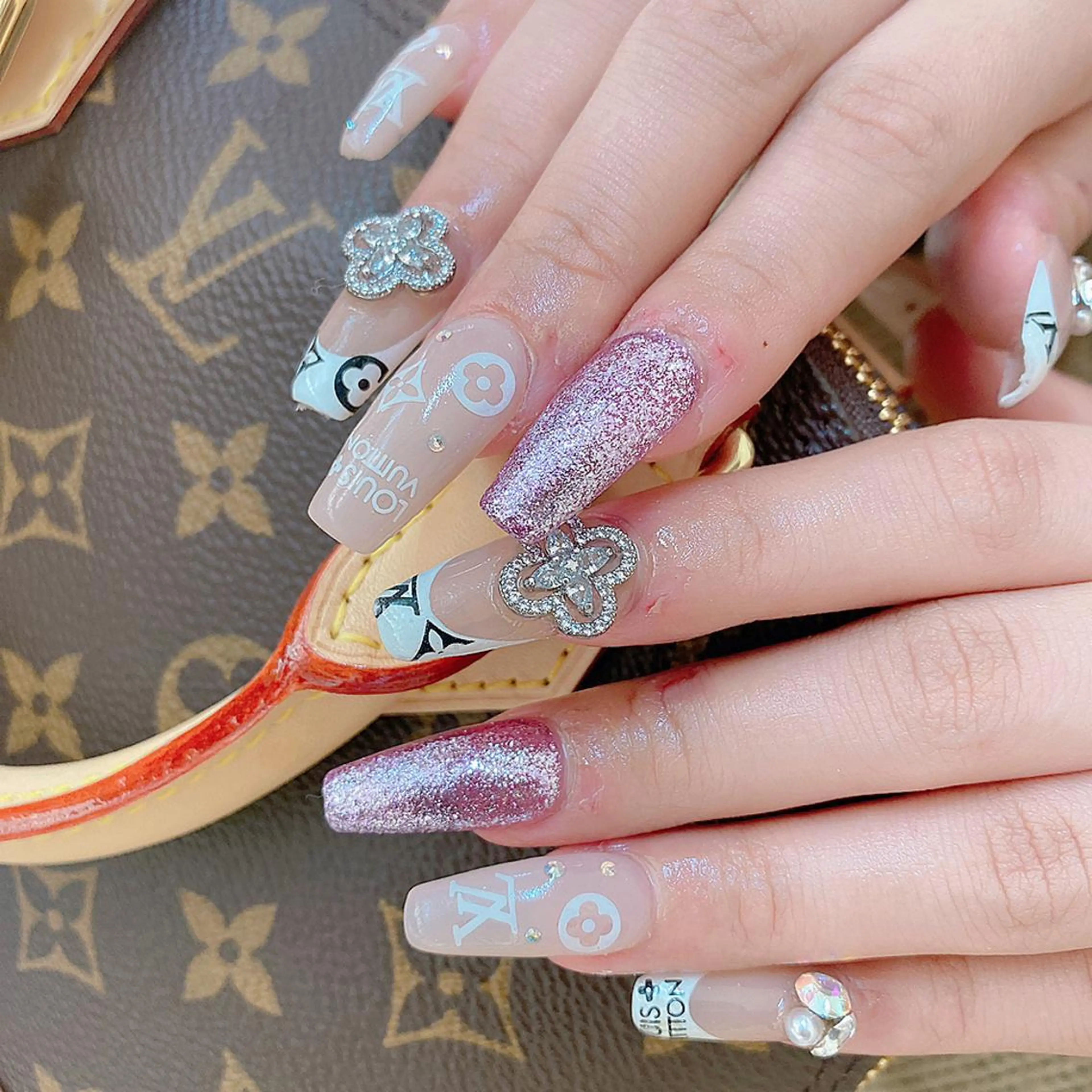 ネイル アートネイル 韓国ネイル スカルプネイル ハンドネイル RiLion💗 Risa🦋💜のネイルデザイン