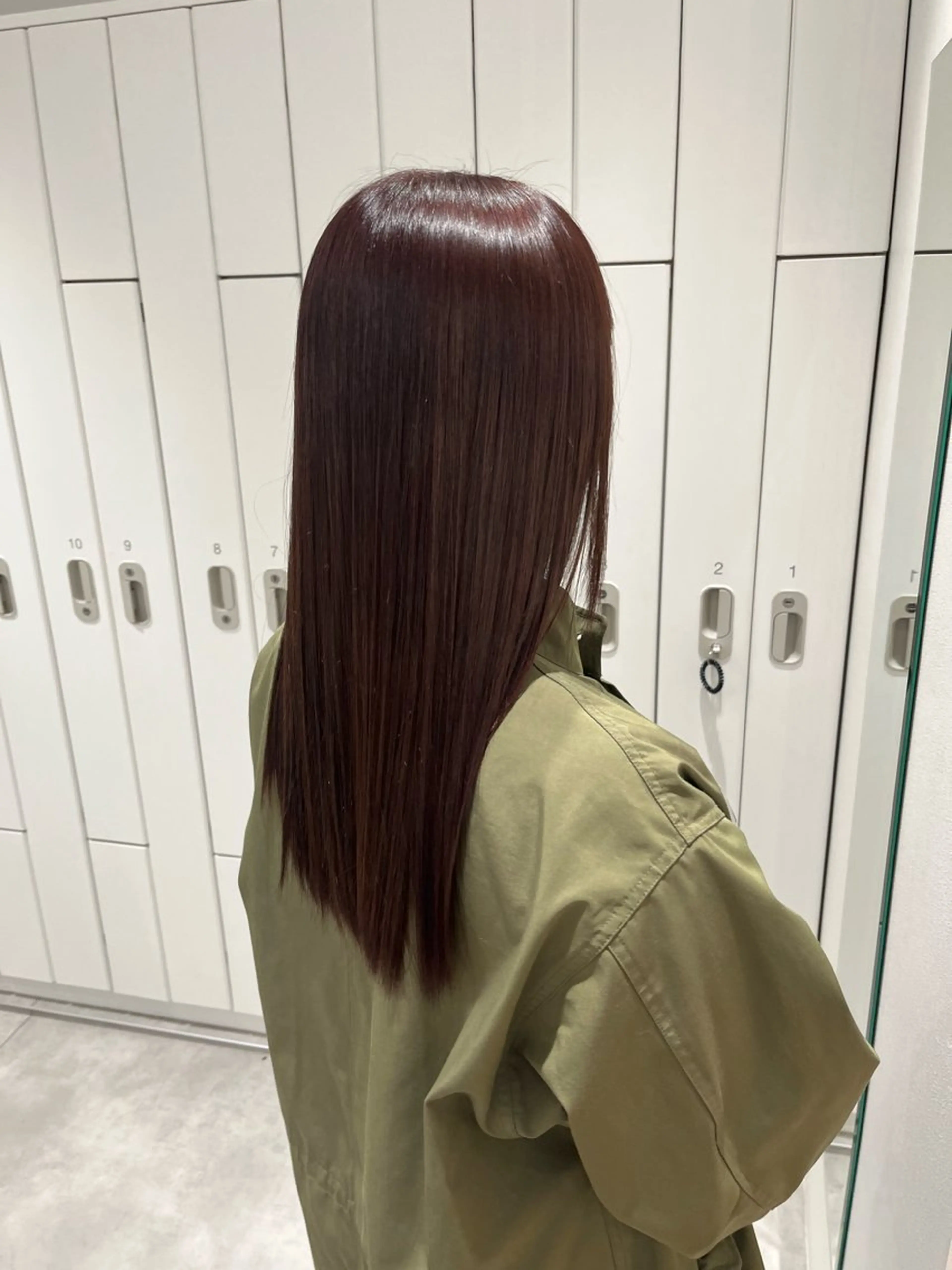 ロング Un ami omotesando所属・渡邊 百咲のヘアスタイル