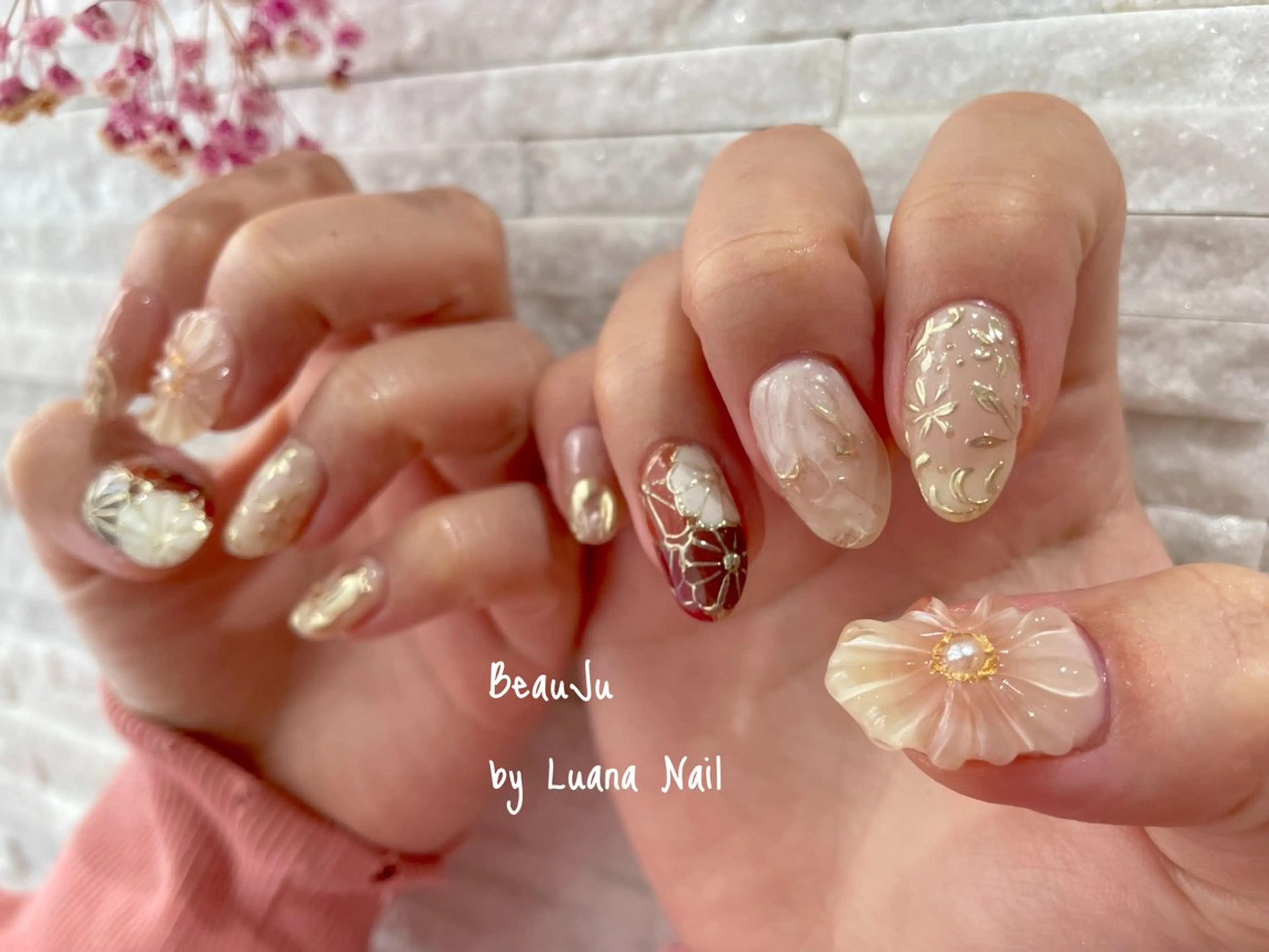 ネイル ミラーネイル ハンドネイル BeauJu by Luana Nailのネイルデザイン