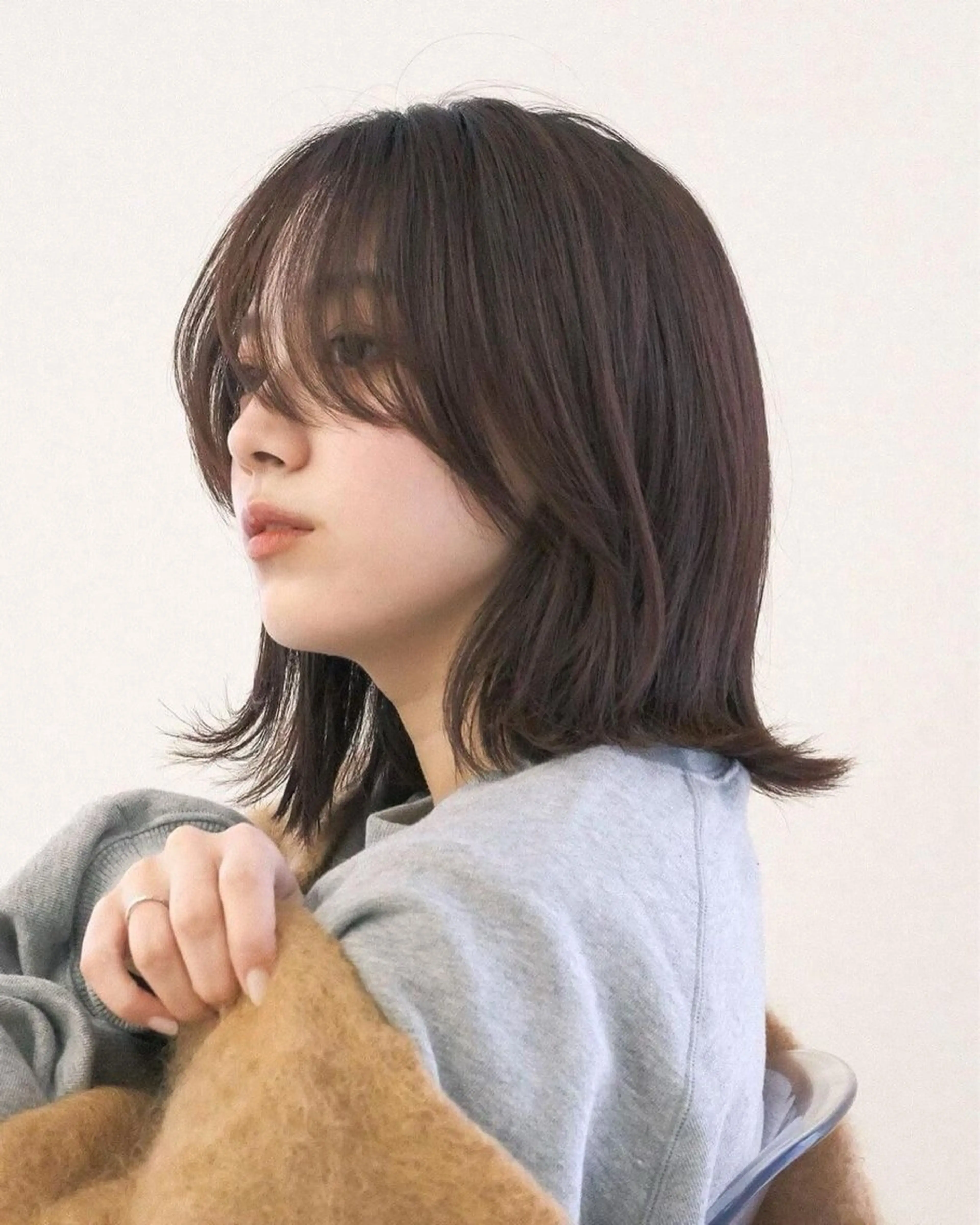 ミディアム カラー 長谷川 愛海のヘアスタイル