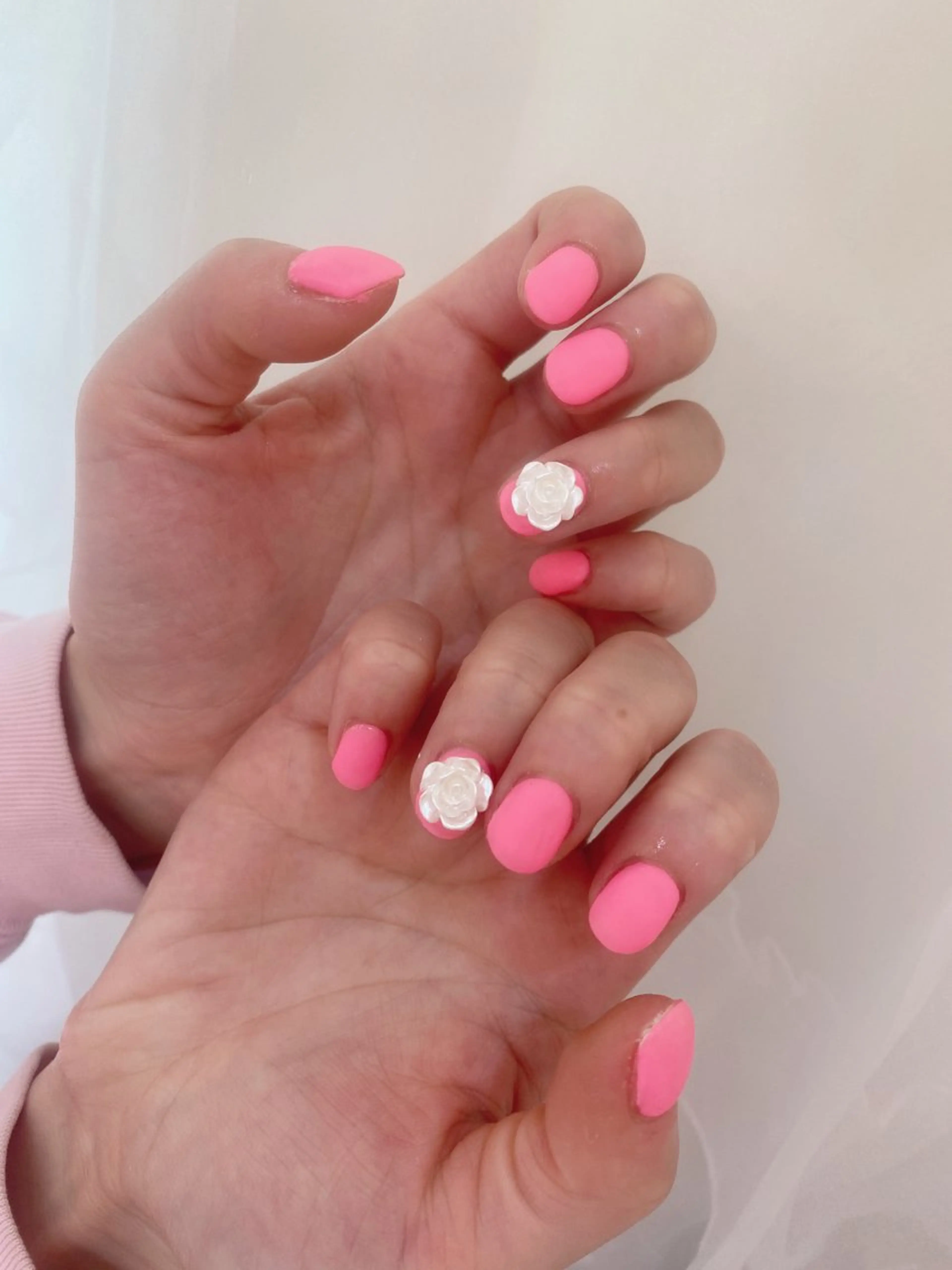 ネイル LEDアイラッシュ ∩_∩アオイのマツエク・マツパデザイン