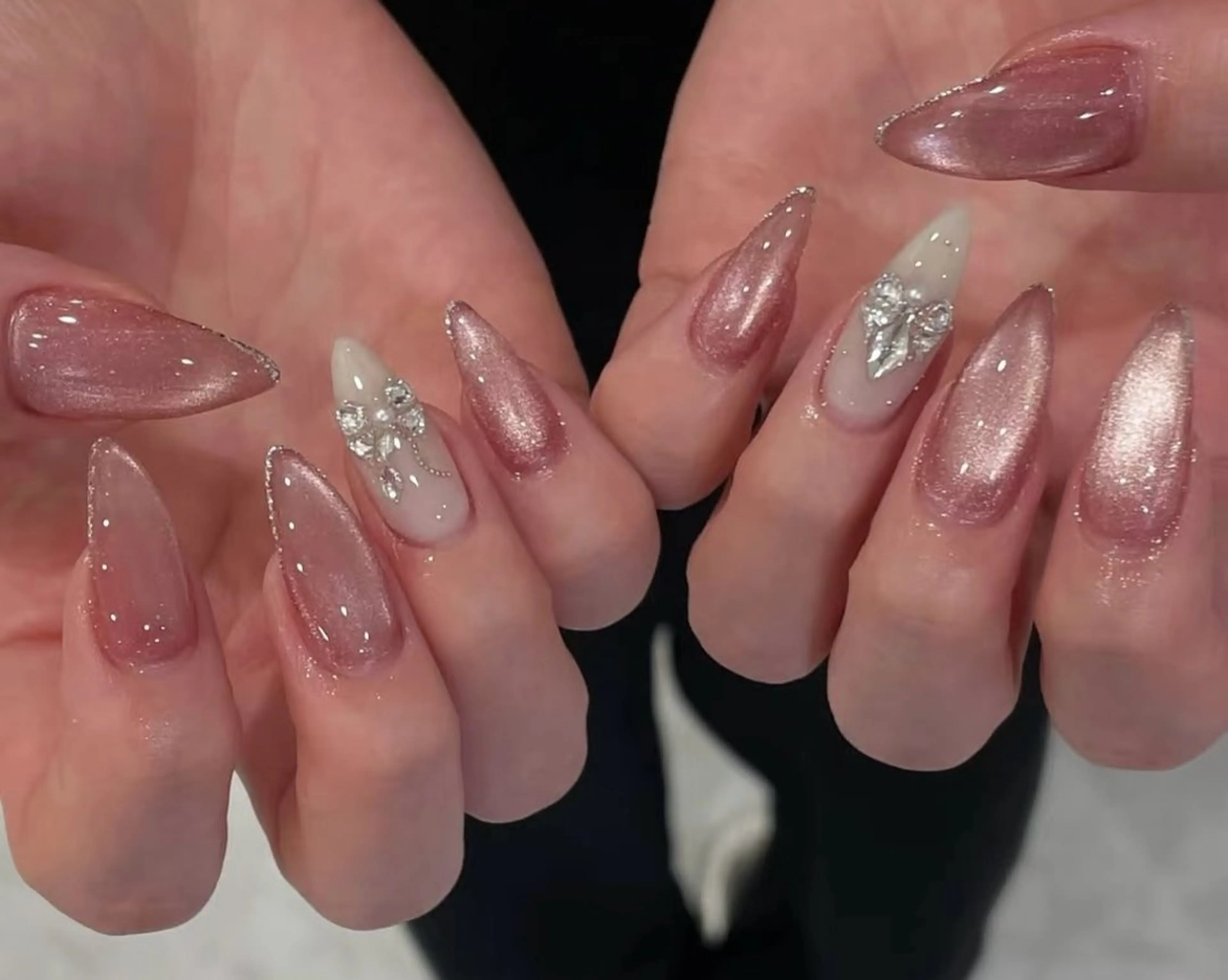 ネイル ハート マグネットネイル 持ち込み リボン バレンタイン HALO ネイルモデル募集中のネイルデザイン