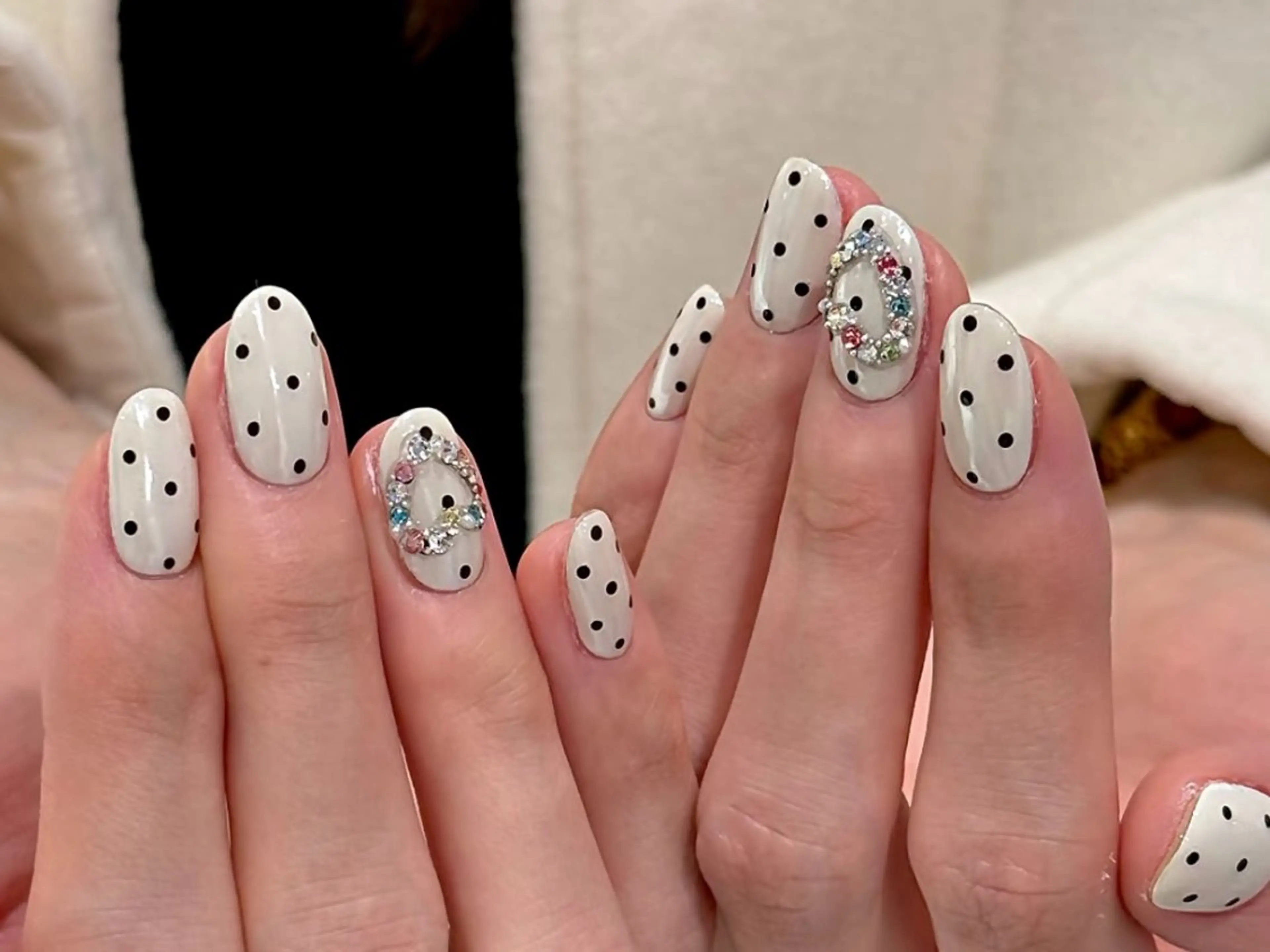 ミディアム ハンドネイル Atelier nail salonのネイルデザイン