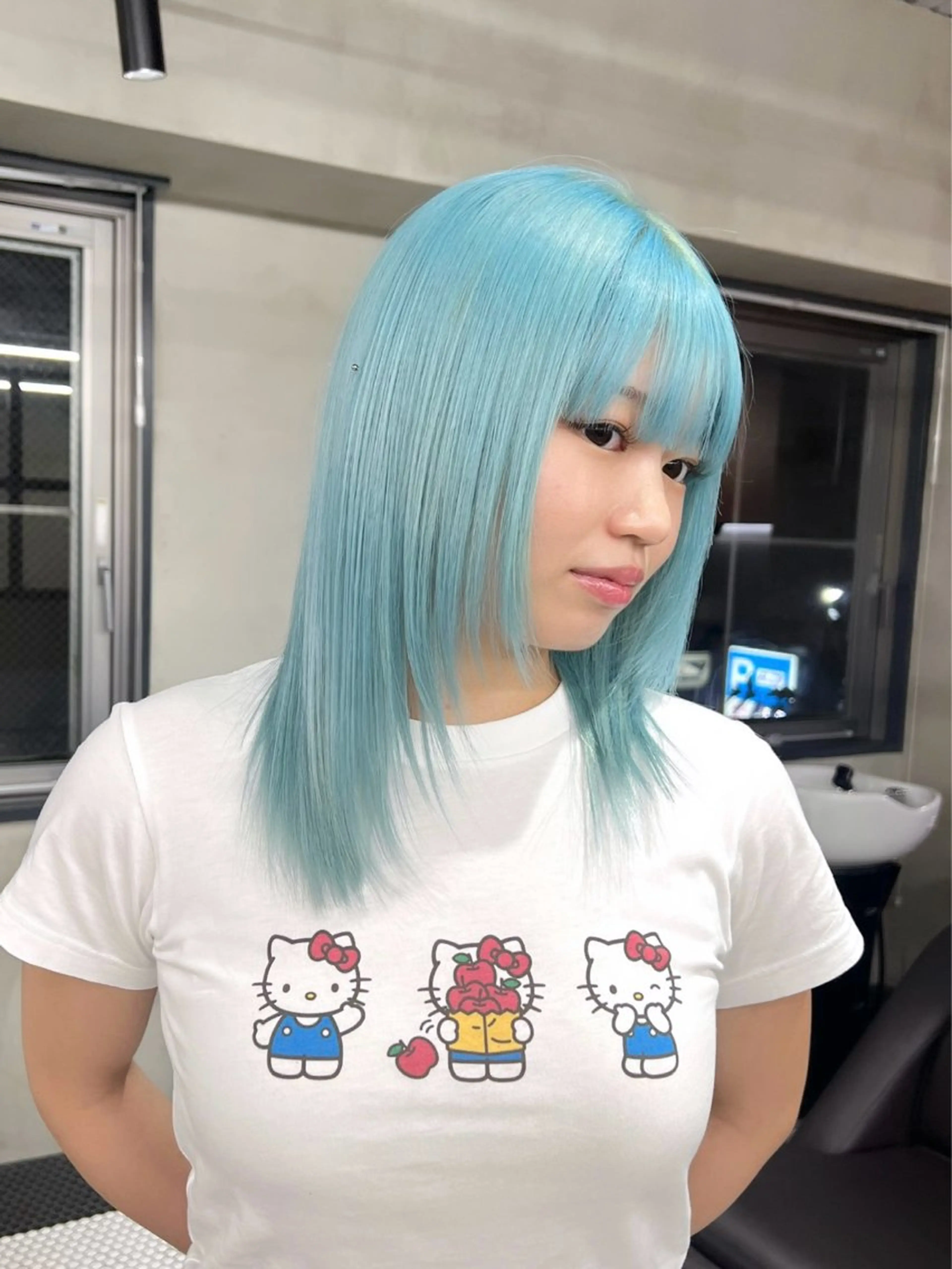ロング カラー アッシュ ベージュカラー ブリーチ ブロンド ブラウンカラー カット ヘアカラー トリートメント ブリーチ　ハイトーン 特化🌈フジタハルキのヘアスタイル