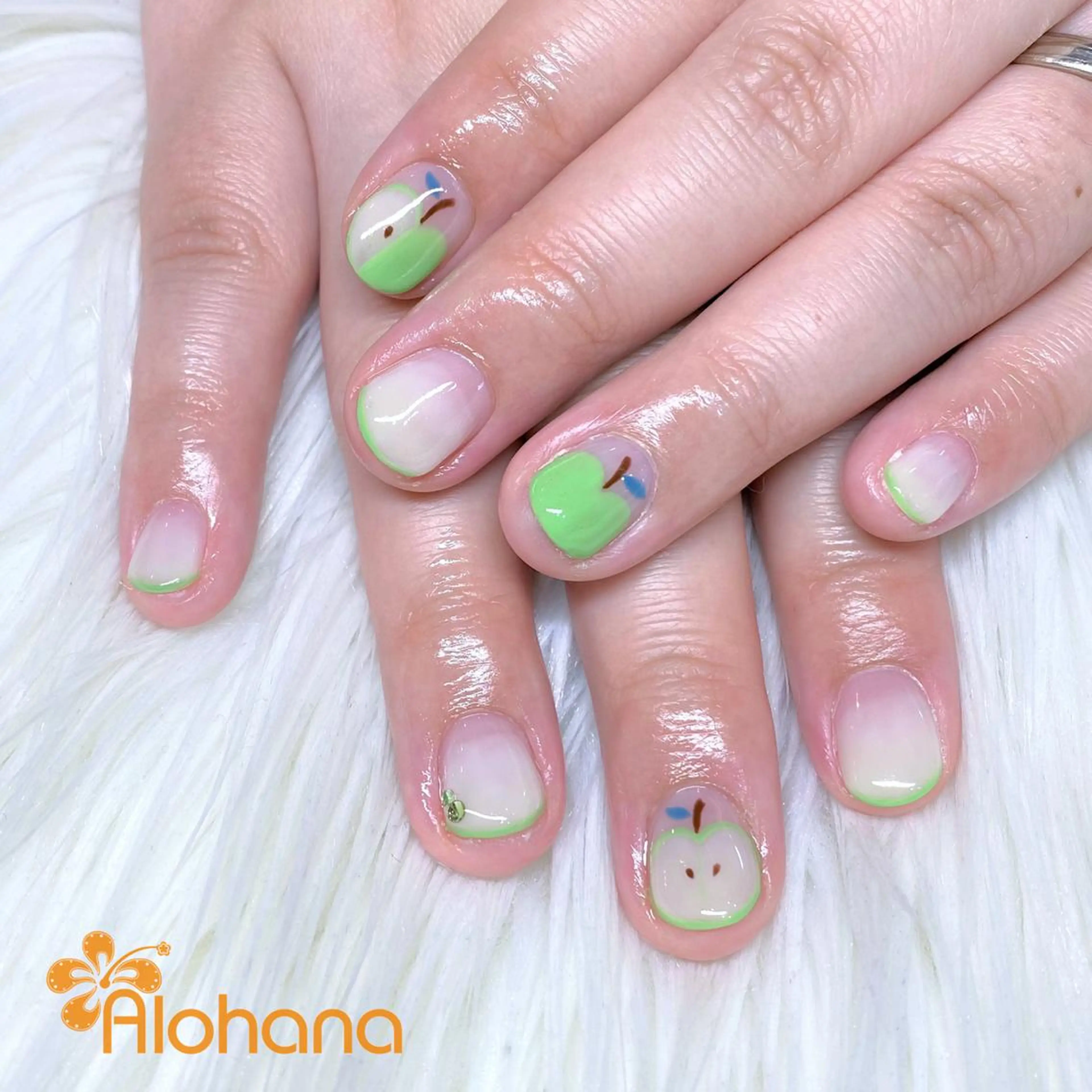 ネイル ブルー Alohana Minaのネイルデザイン