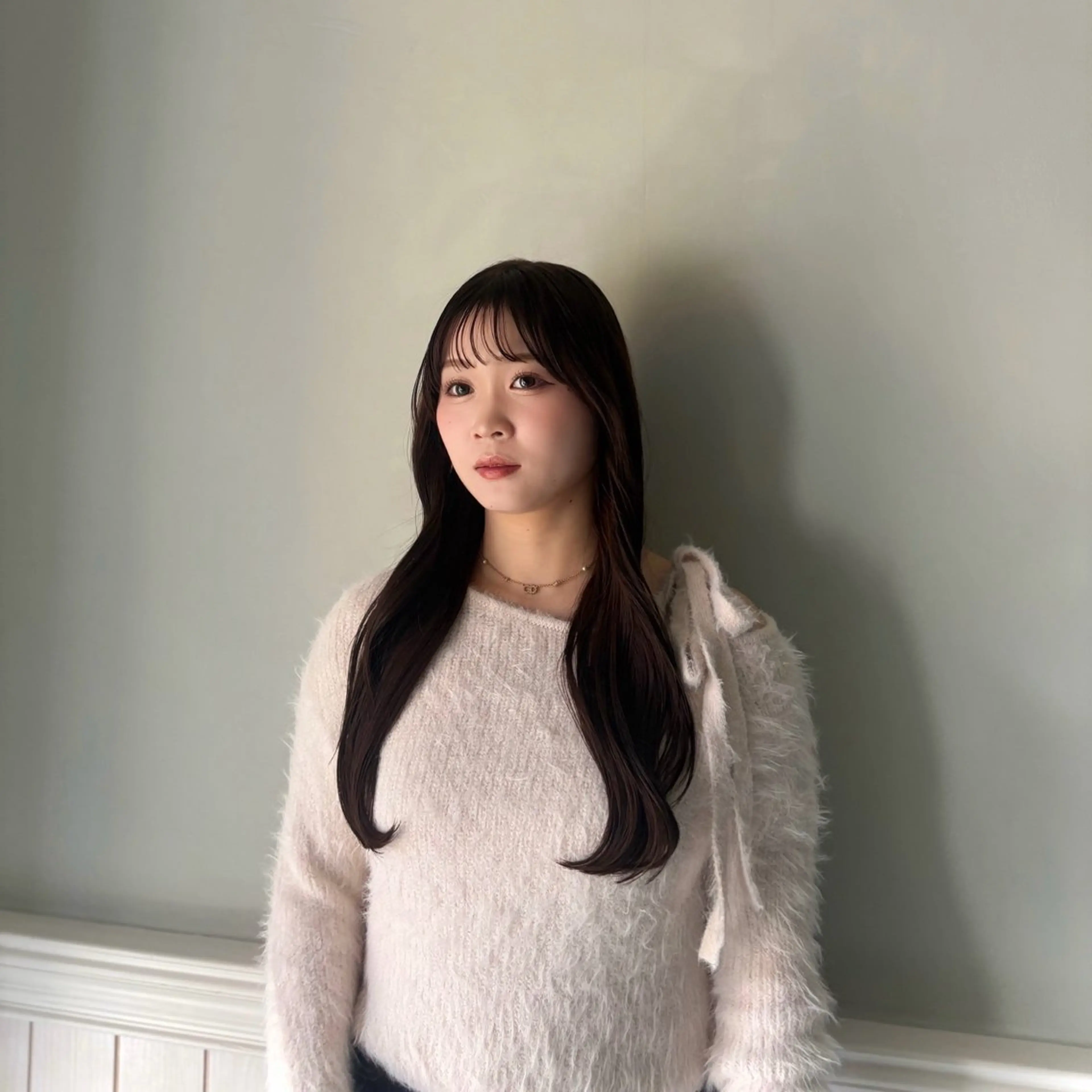 【顔周りカット+艶カラー】ダメージレストリートメント配合の艶カラーと似合わせお顔周りのカットメニューです🌛の写真