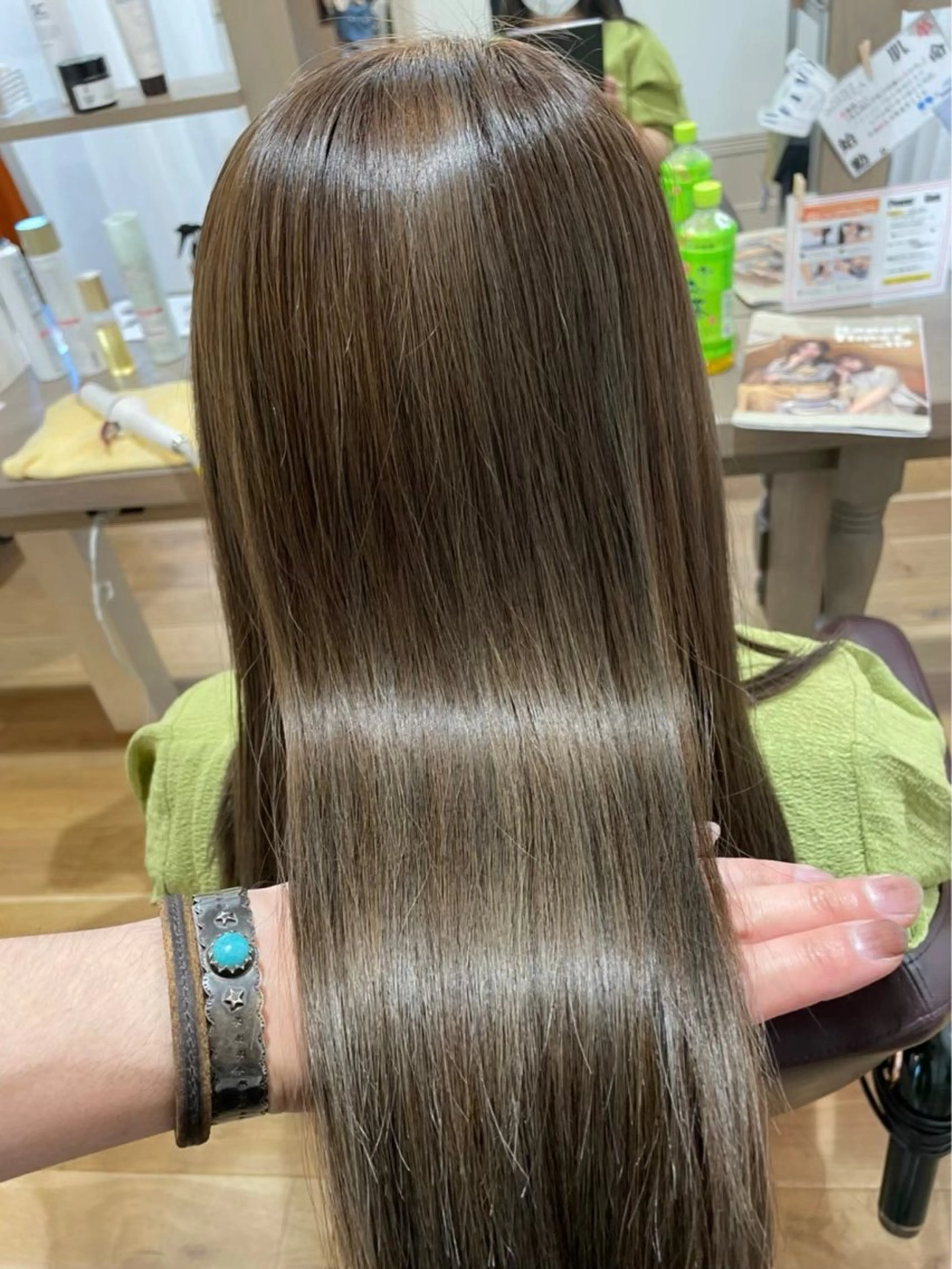 ロング カット 縮毛矯正 トリートメント 服部 聡洋のヘアスタイル