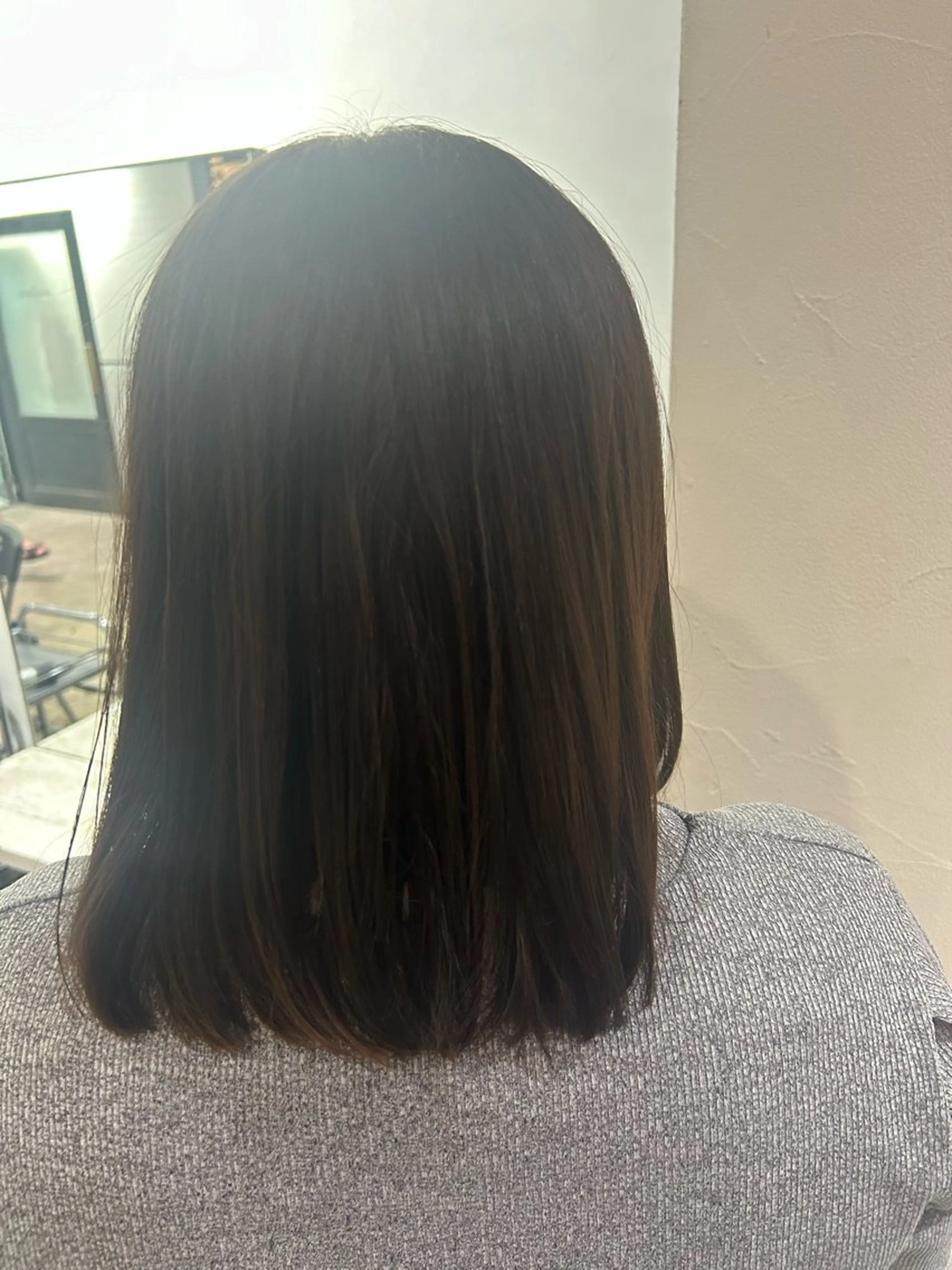 ミディアム IT by ALBUM立川のヘアスタイル