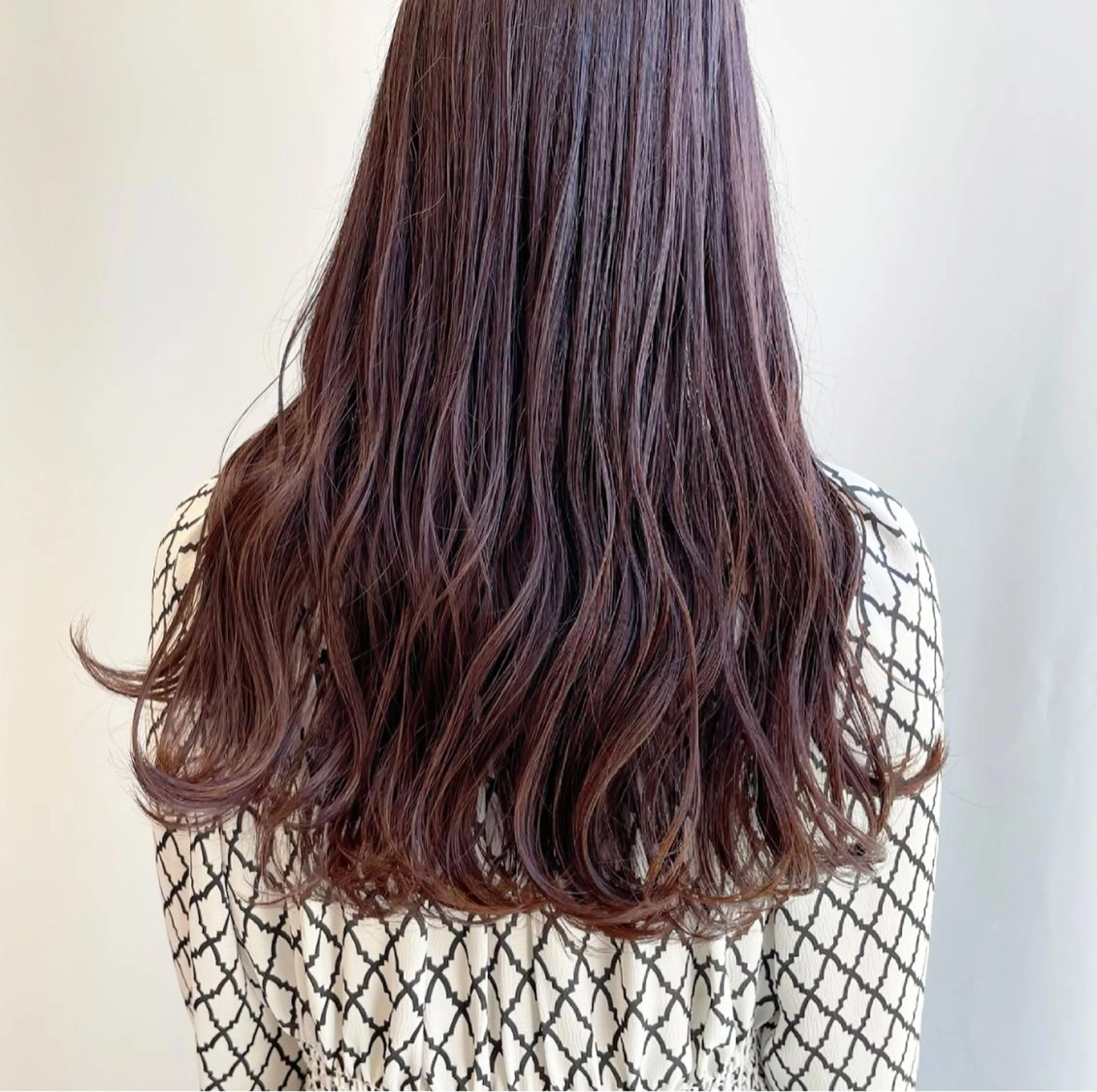 ロング カラー カット ヘアカラー トリートメント 山口 莉奈のヘアスタイル