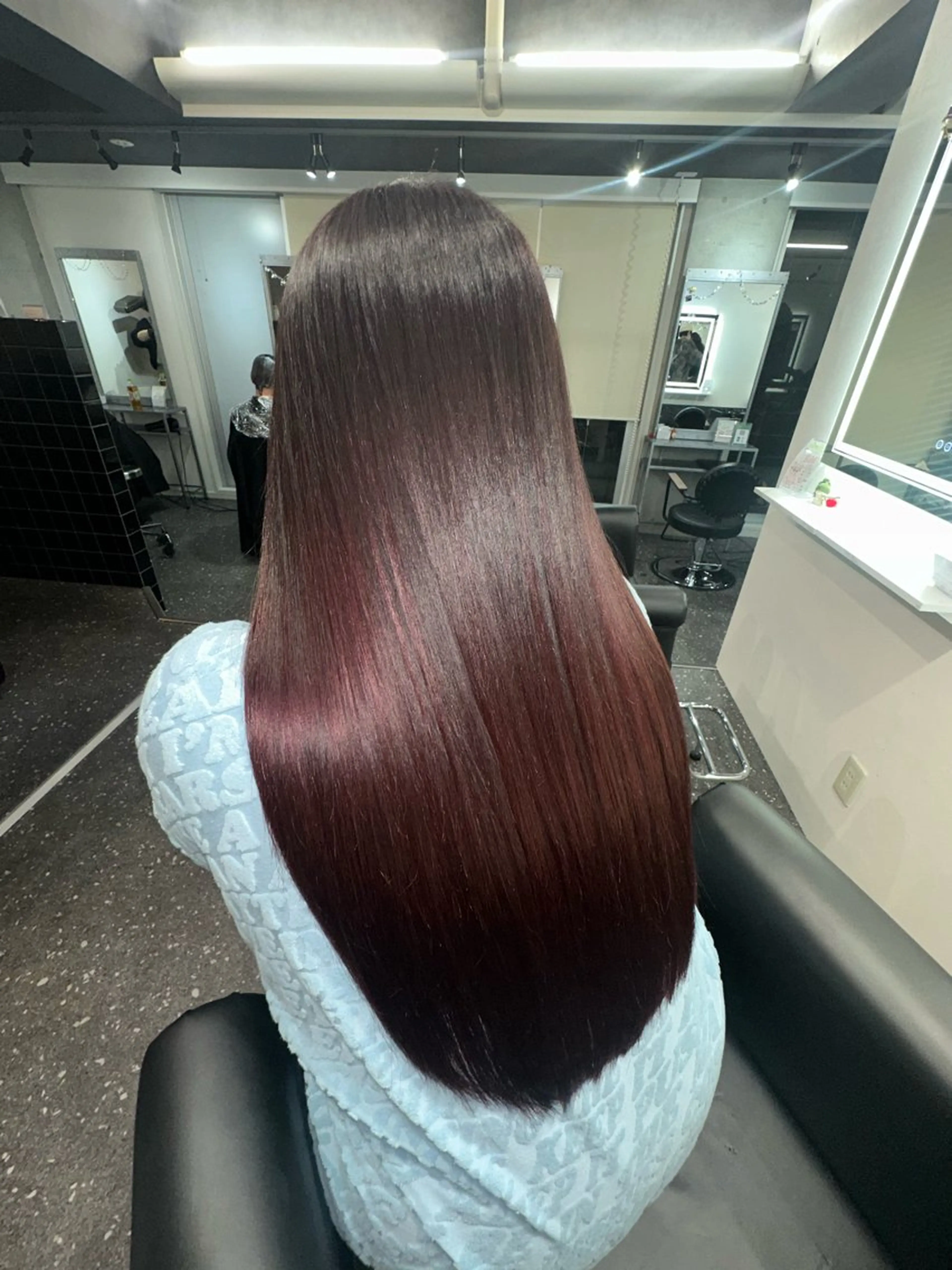 ロング カラー パーマ カット ヘアカラー 縮毛矯正 トリートメント 髪質改善⭐️縮毛矯正 中野⭐️Rinaのヘアスタイル