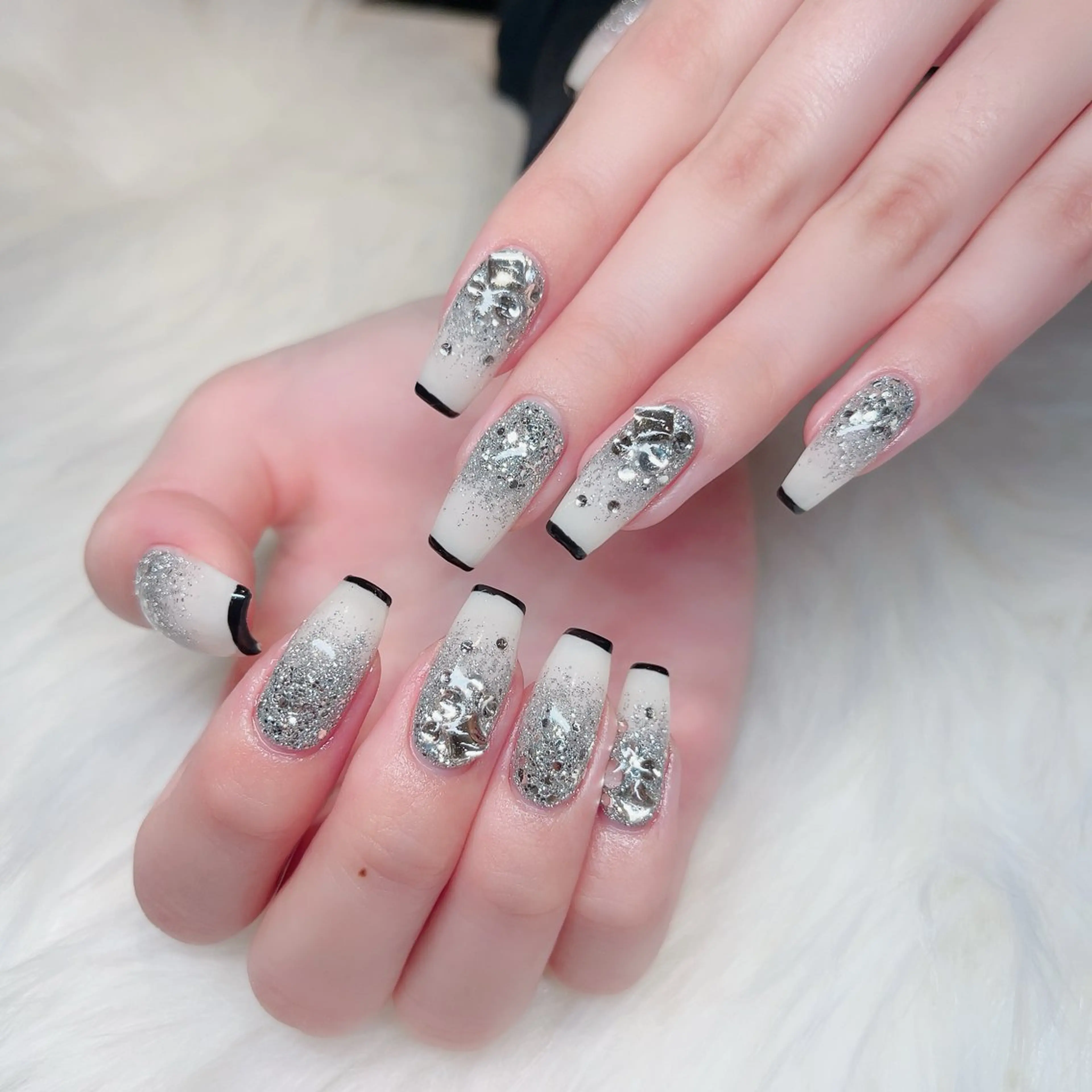 ネイル ハンドネイル Miki 本町駅｜💅‎🤍のネイルデザイン