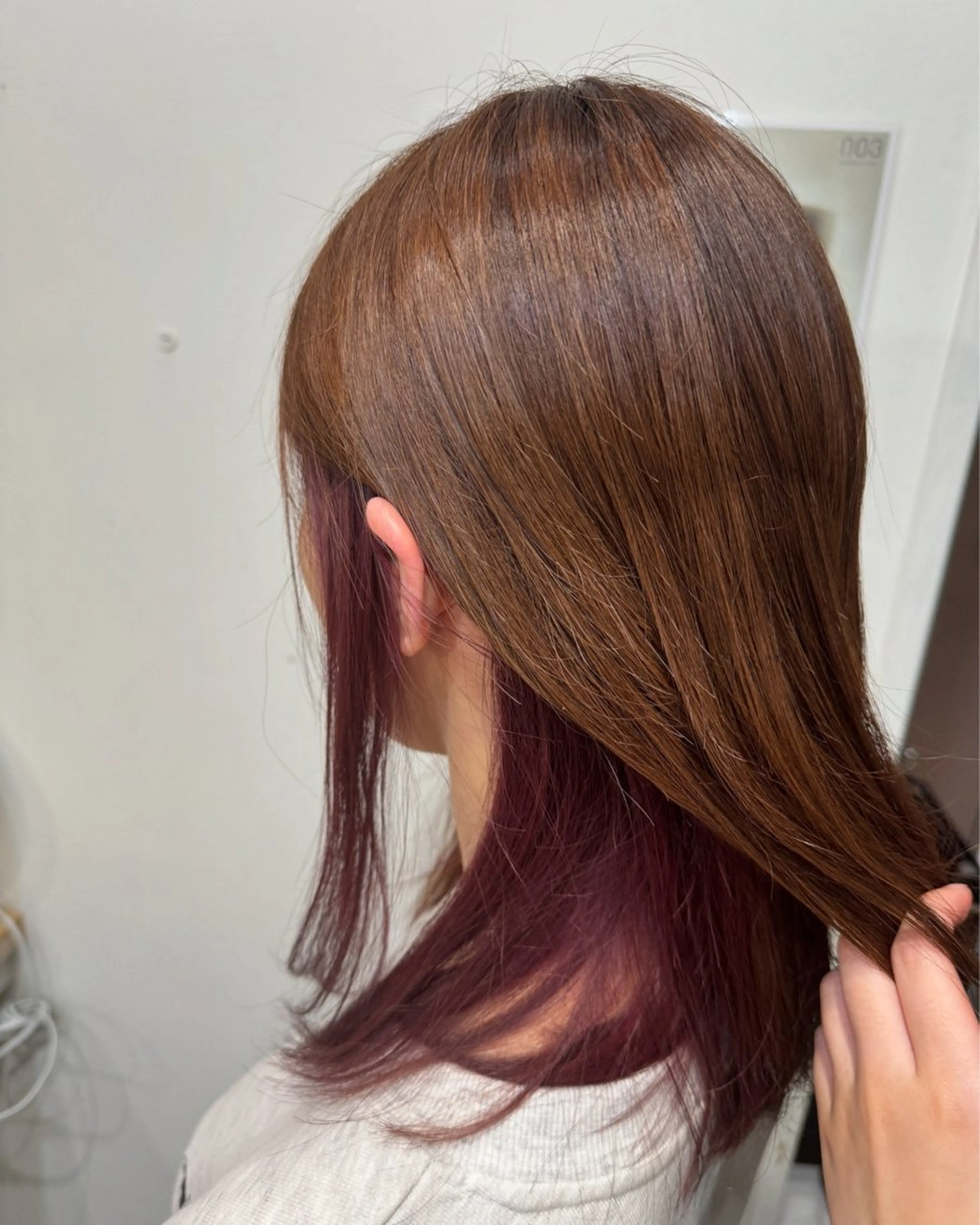 セミロング カラー 大塚 しおりのヘアスタイル
