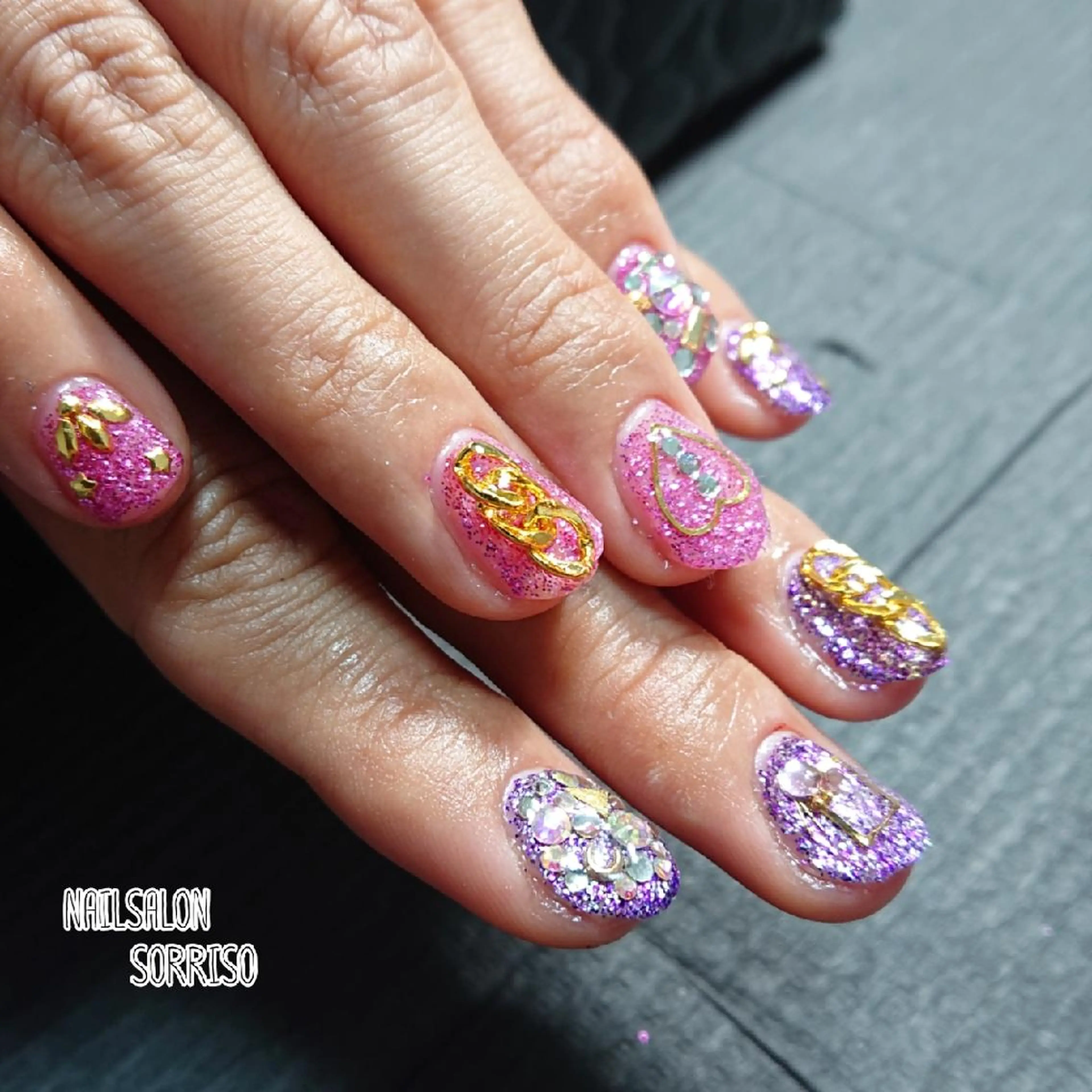 ネイル KOYAMA KIMIEのネイルデザイン