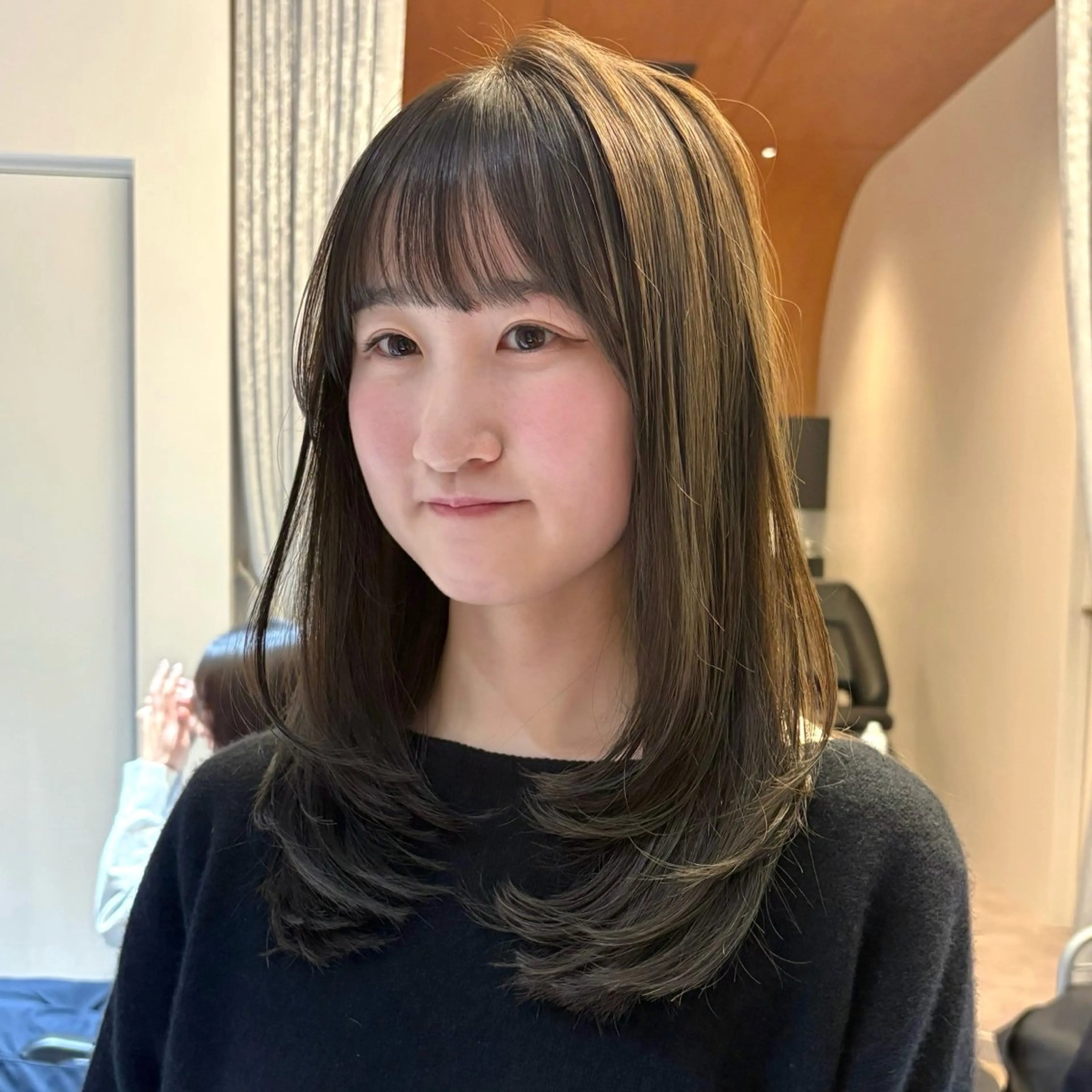 ロング 村山 結香菜のヘアスタイル