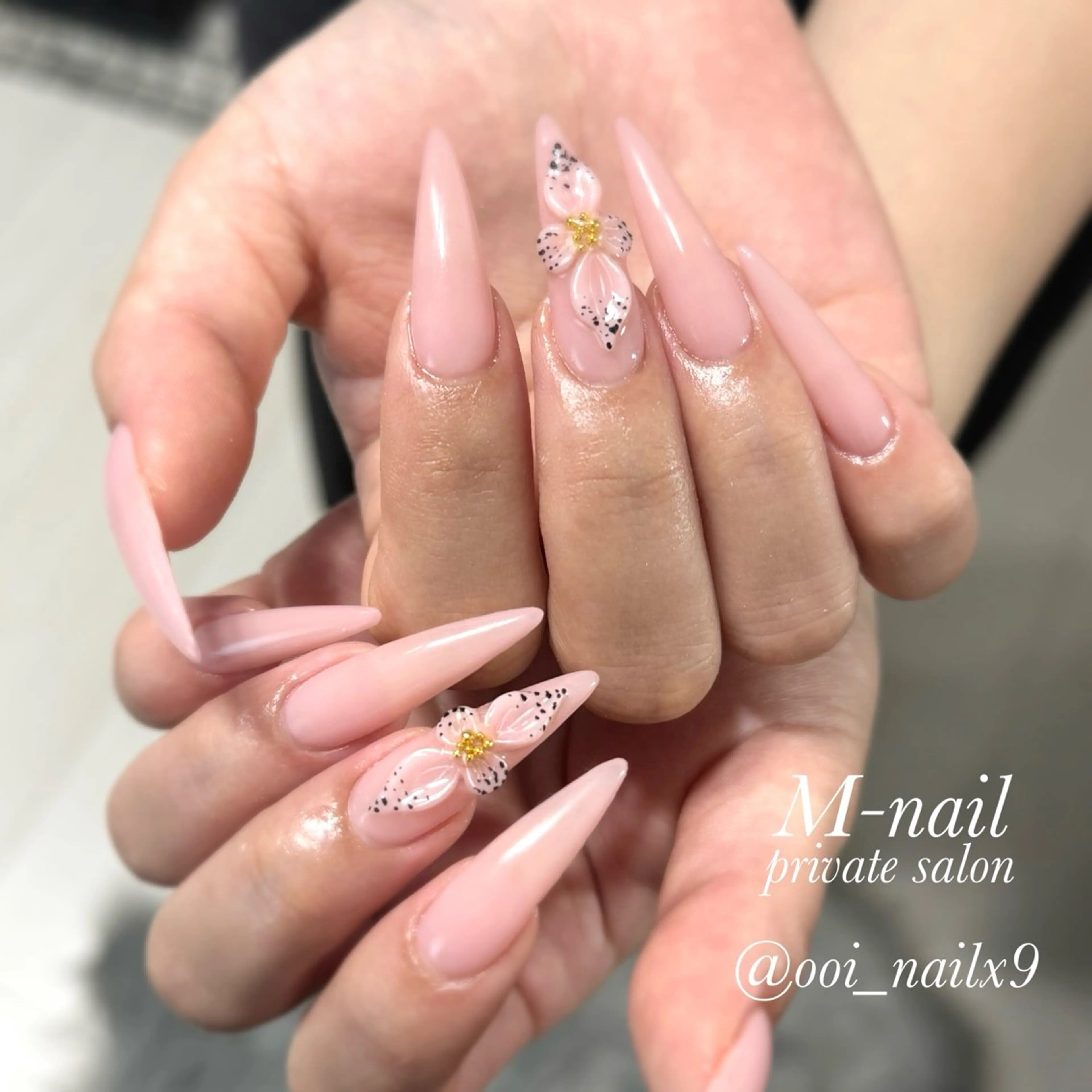 【オフ込み】2本アート🎀の写真