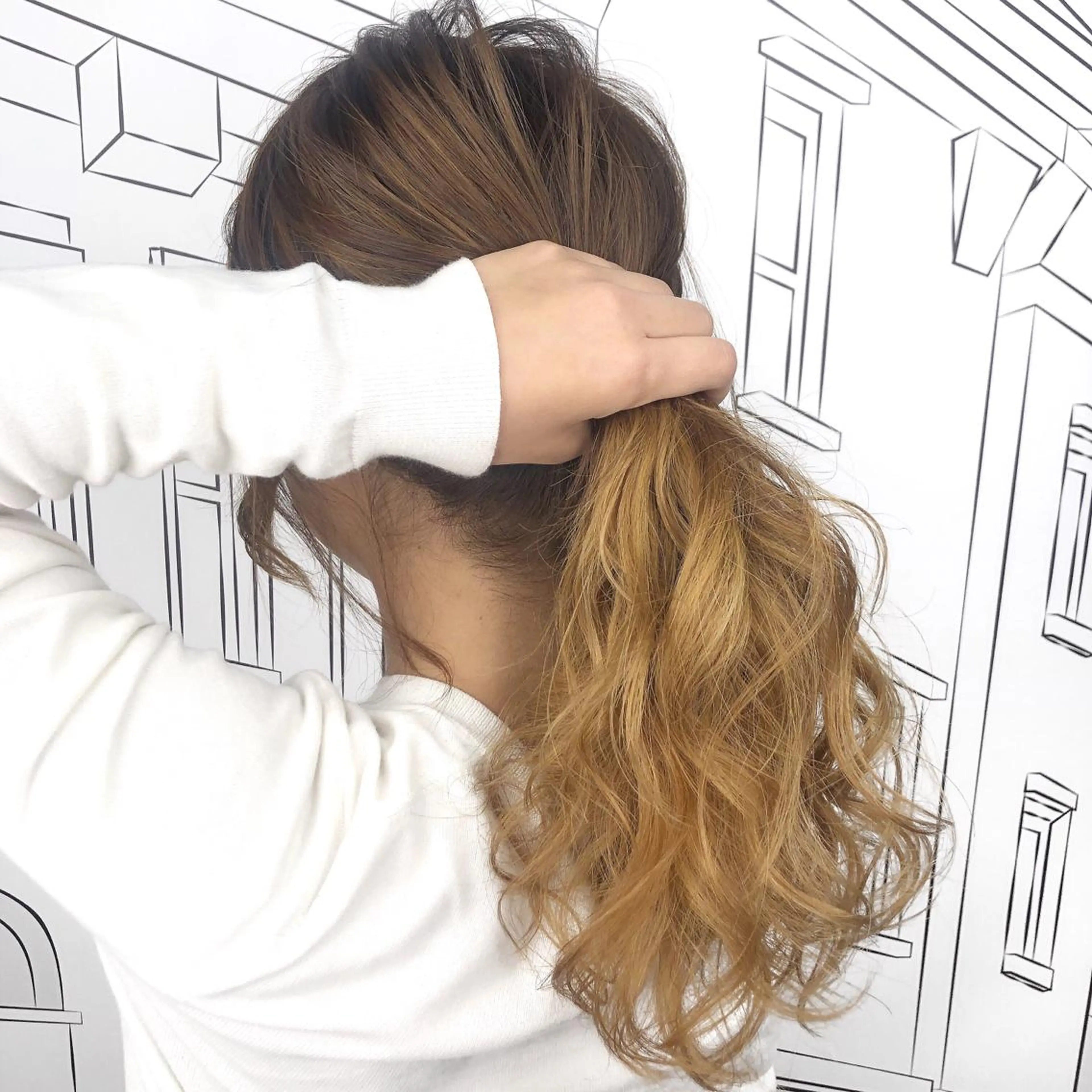 ミディアム カラー TOMOKA 艶髪/透明感カラーのヘアスタイル