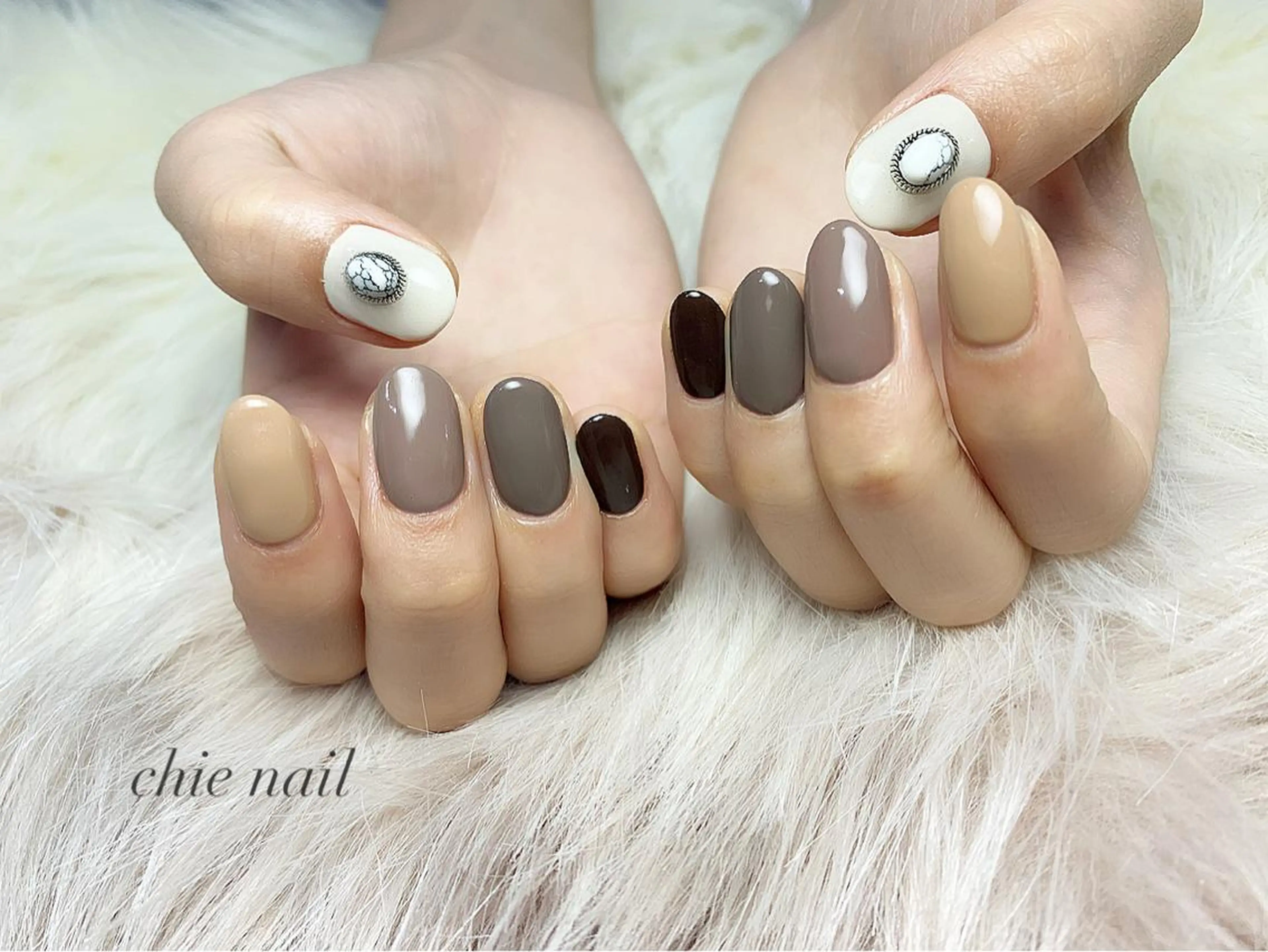 ネイル ブラウン グラデーション 森ノ宮❤︎ chieのネイルデザイン