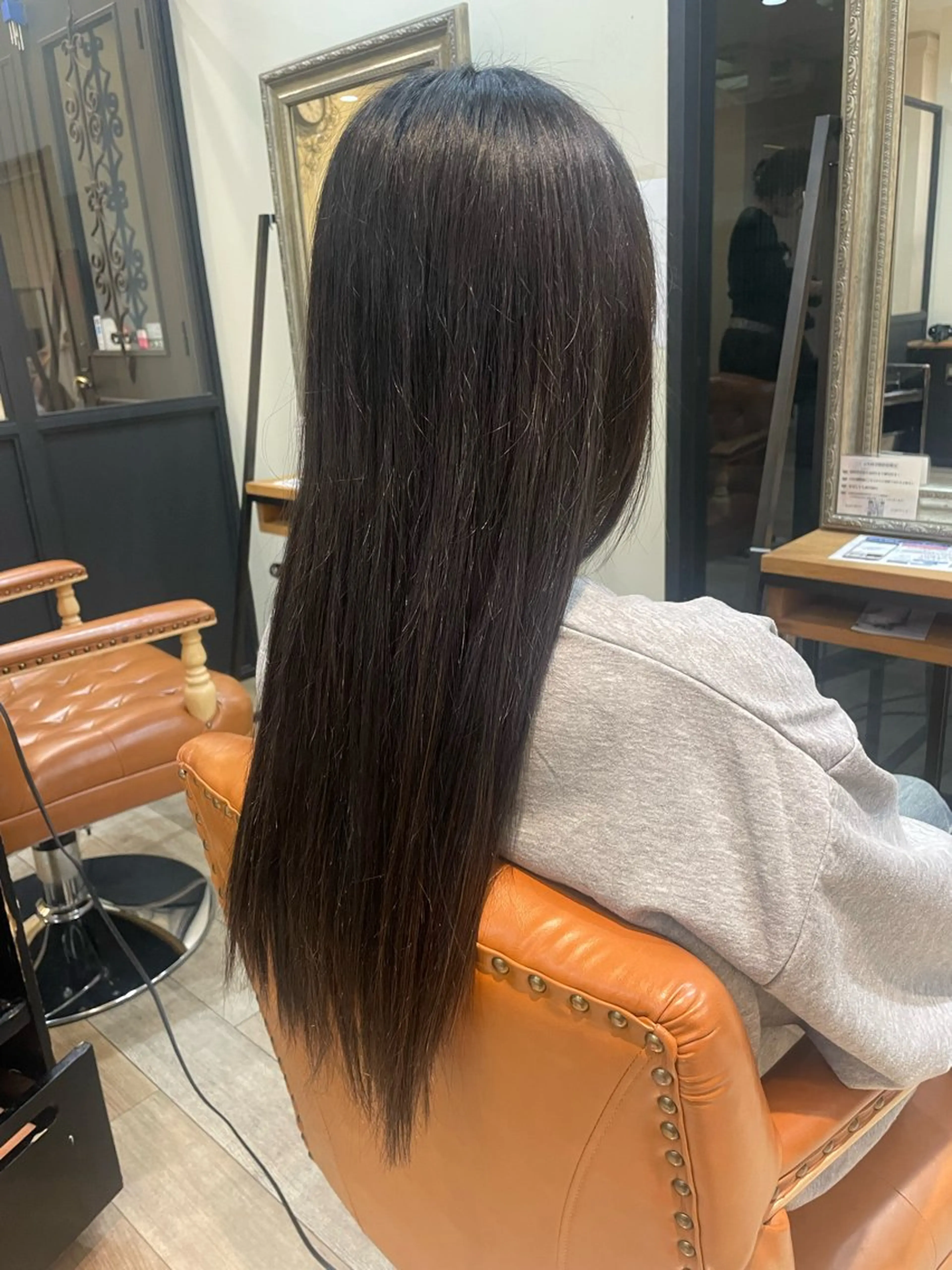 ロング カラー ブラウンカラー ナチュラルブラウン ヘアカラー 松尾 遥花のヘアスタイル