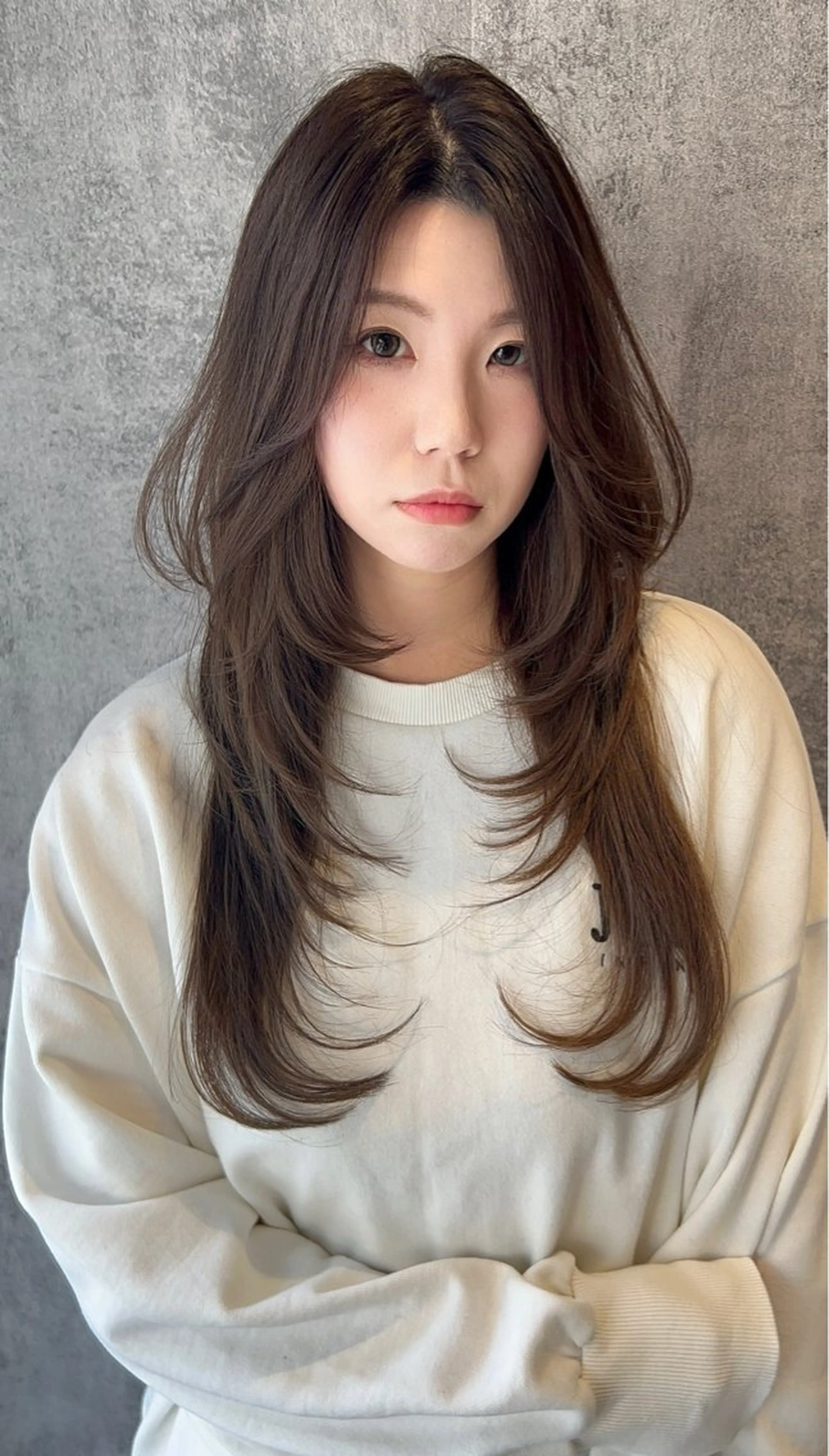 ロング 1st.所属・篠塚 純のヘアスタイル