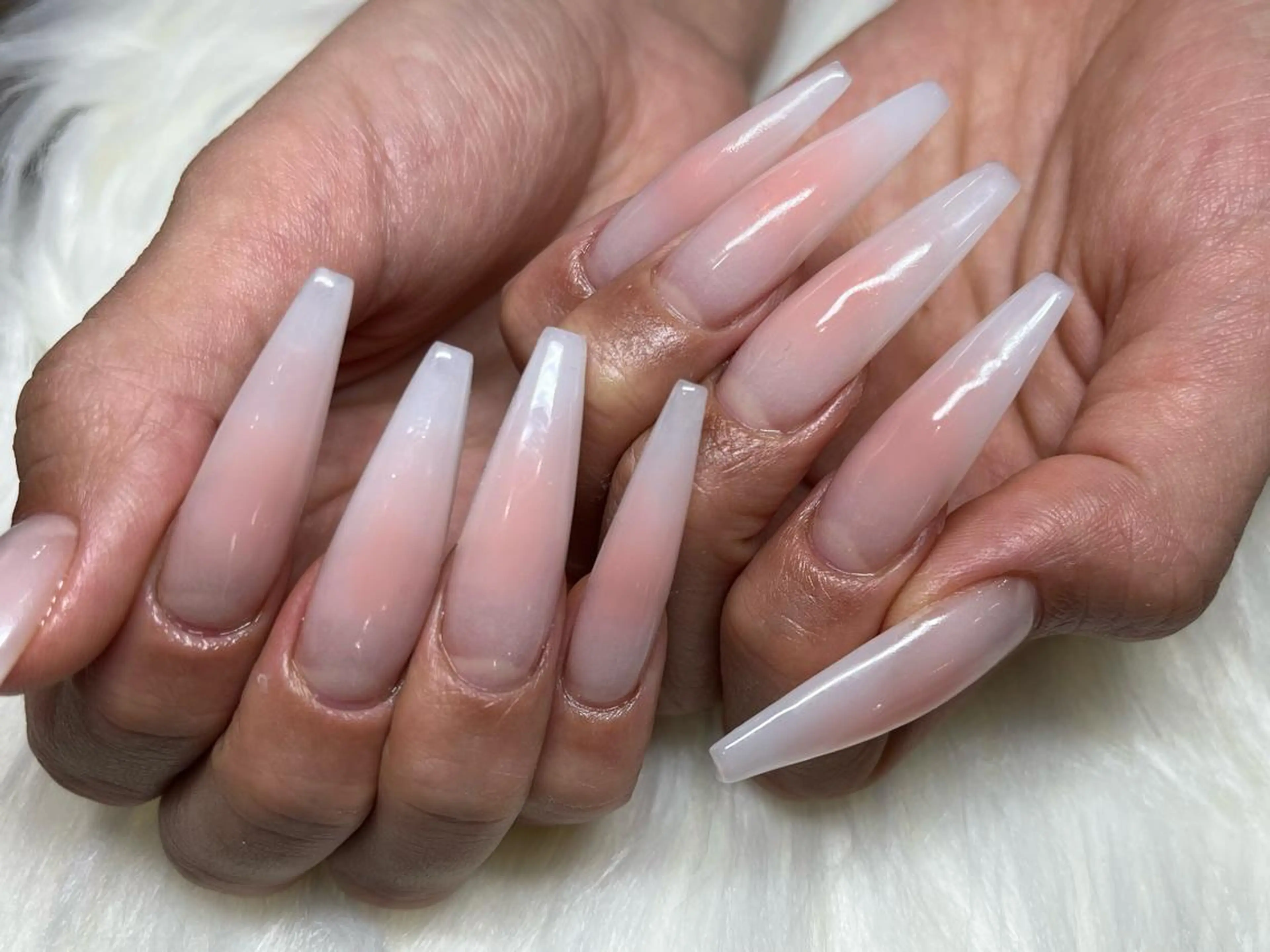 ネイル チークネイル ハンドネイル nail salon FLEEKのネイルデザイン