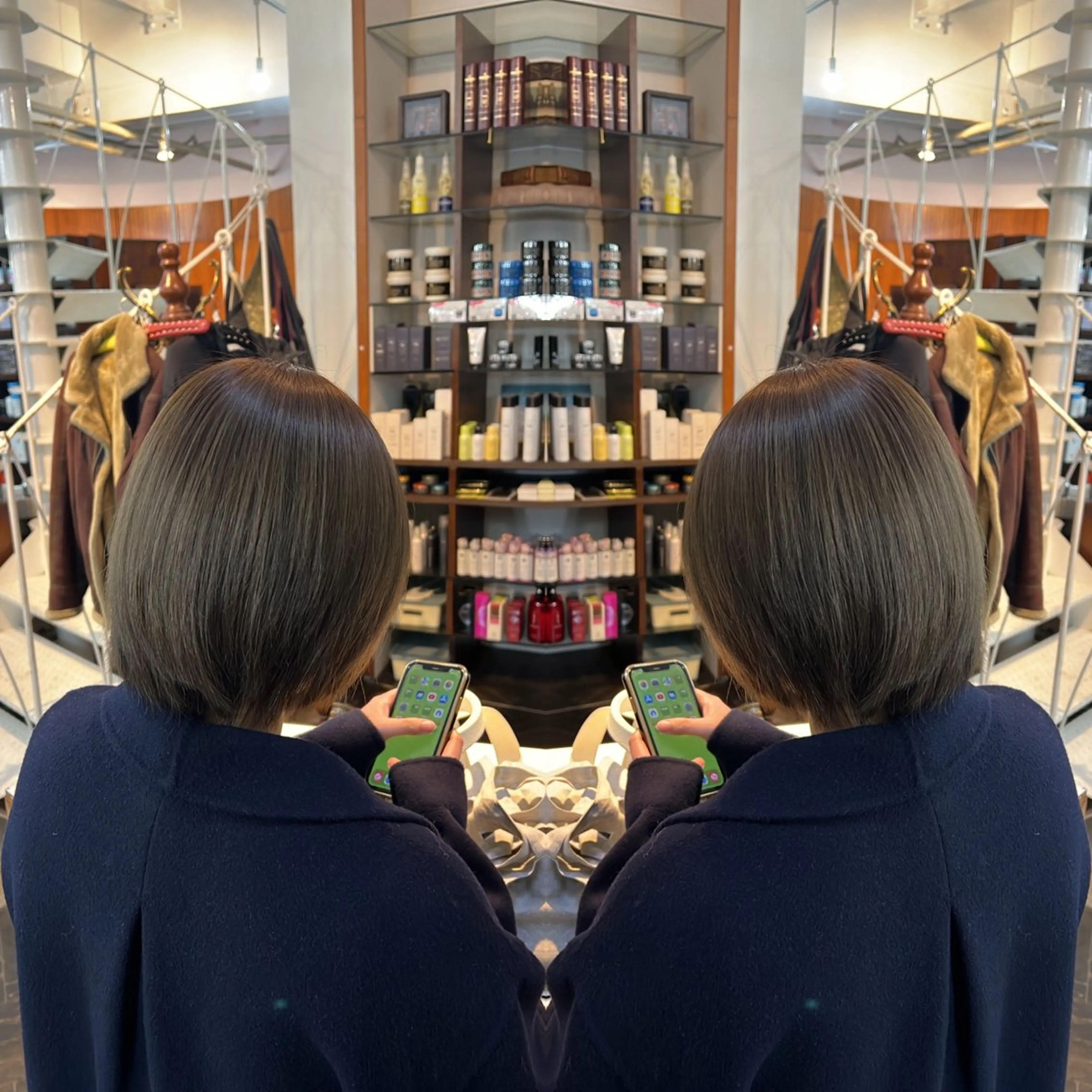 ショート カラー ハイライト/レイヤー /ハイトーン/AOIのヘアスタイル