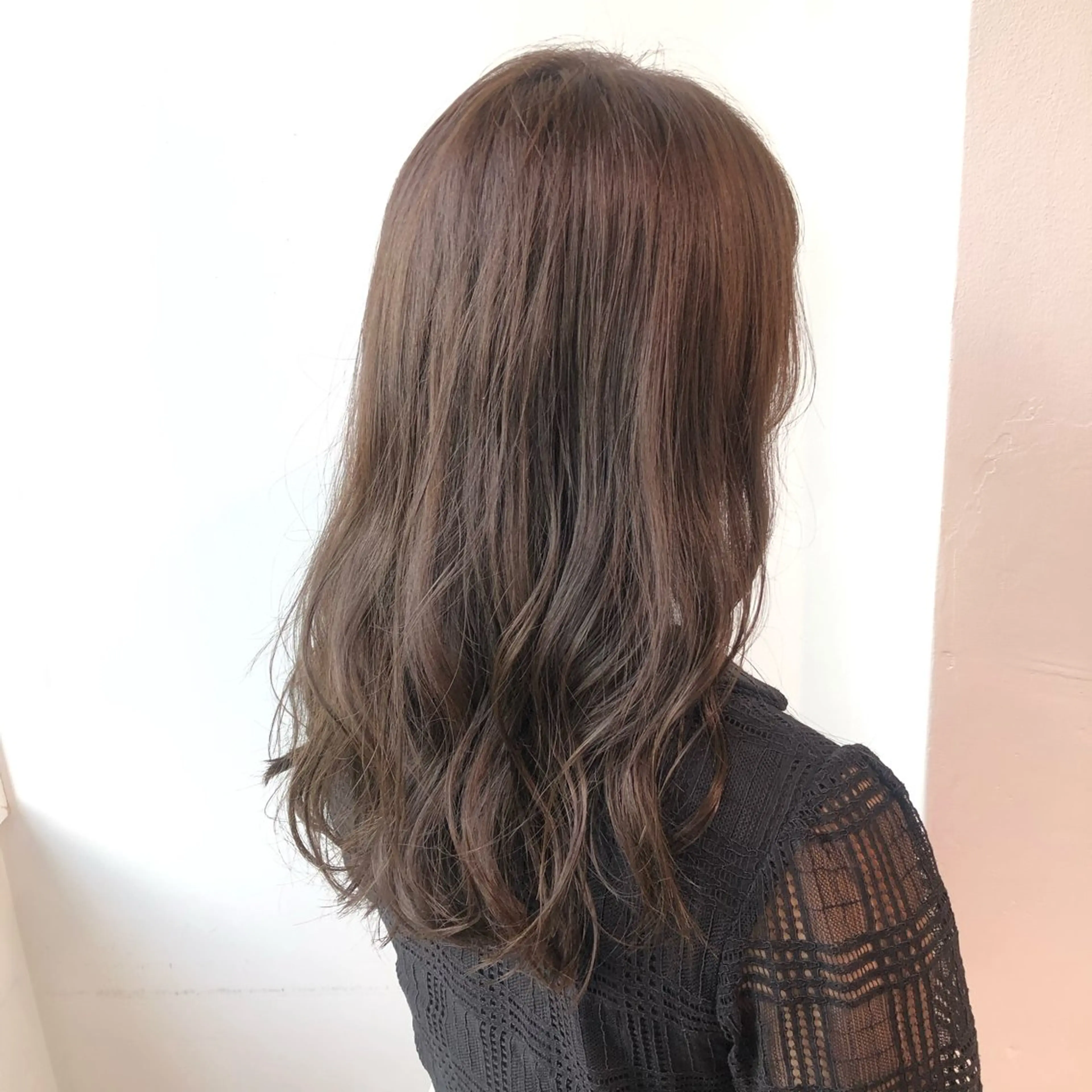 セミロング カラー カット ヘアカラー トリートメント 💖ブリーチなし透明 感💖ASAHIのヘアスタイル