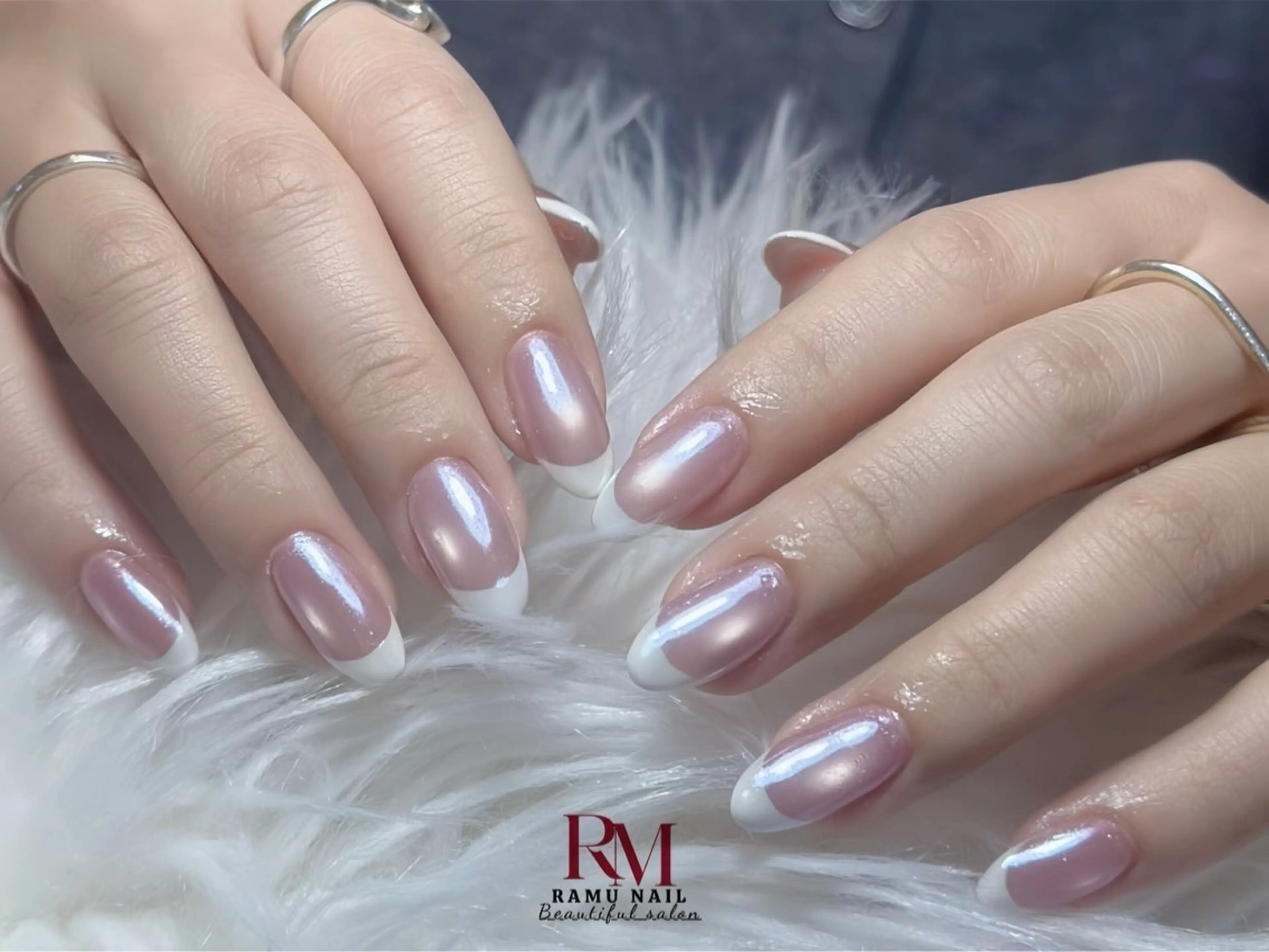 ネイル キラキラネイル マグネットネイル ミラーネイル ピンク ワンホンネイル ハンドネイル RAMU Nail 恵比寿店のネイルデザイン