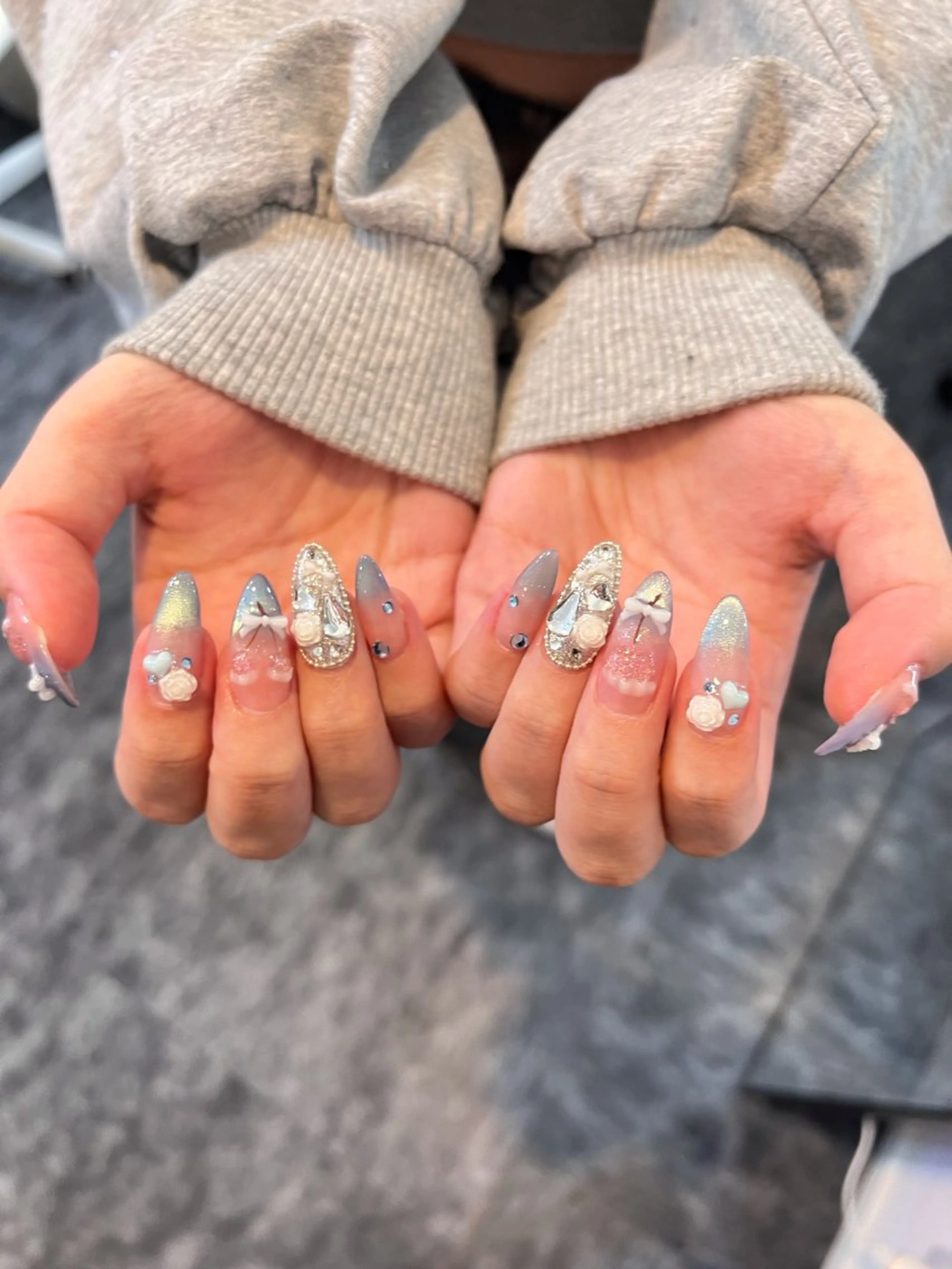 ネイル オーロラネイル ボルドー ブラウン 氷ネイル・うるうるネイル キラキラネイル ハンドネイル Sora  Nail 長さ出し専門店のネイルデザイン