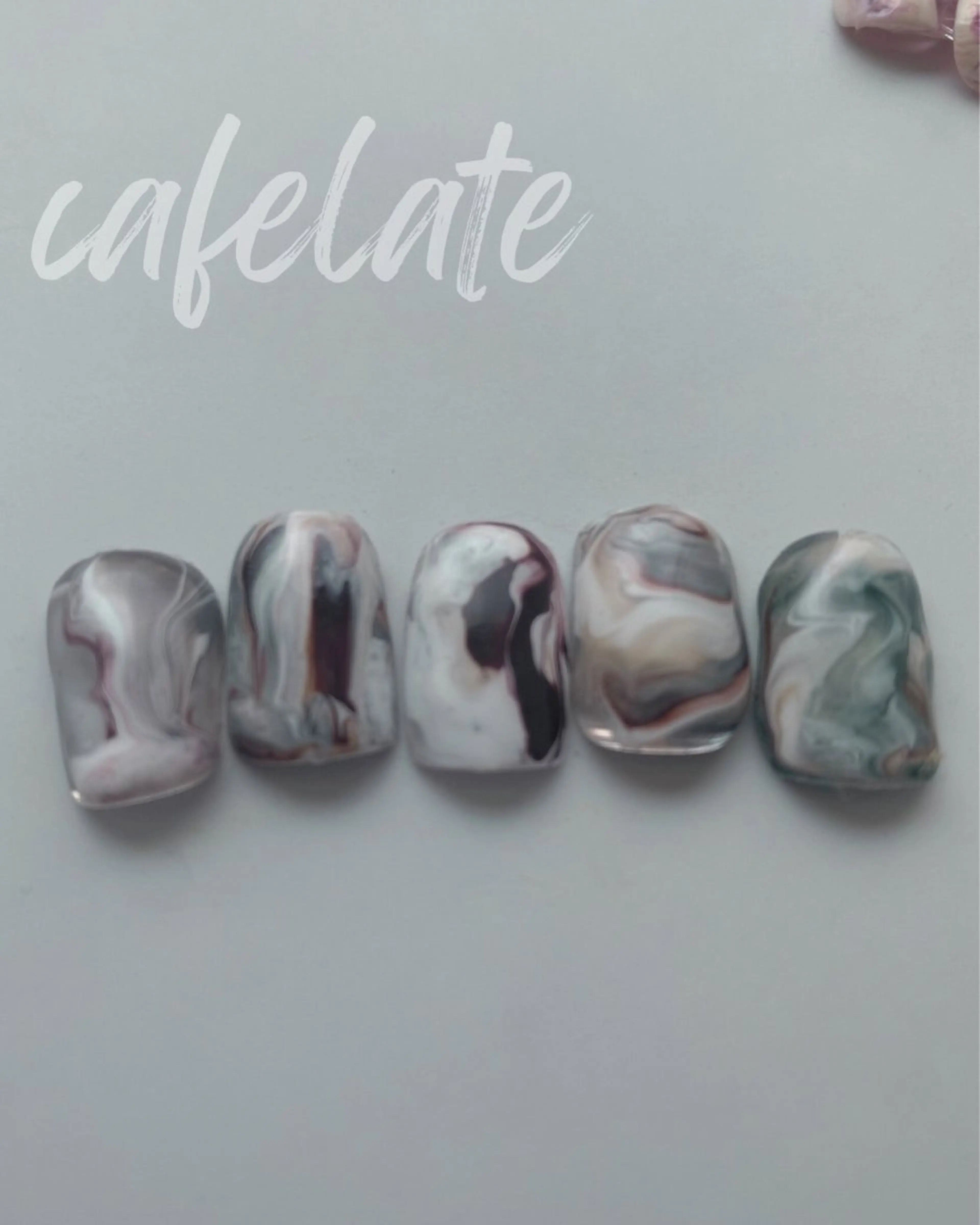 ネイル free hug Hiromiのネイルデザイン