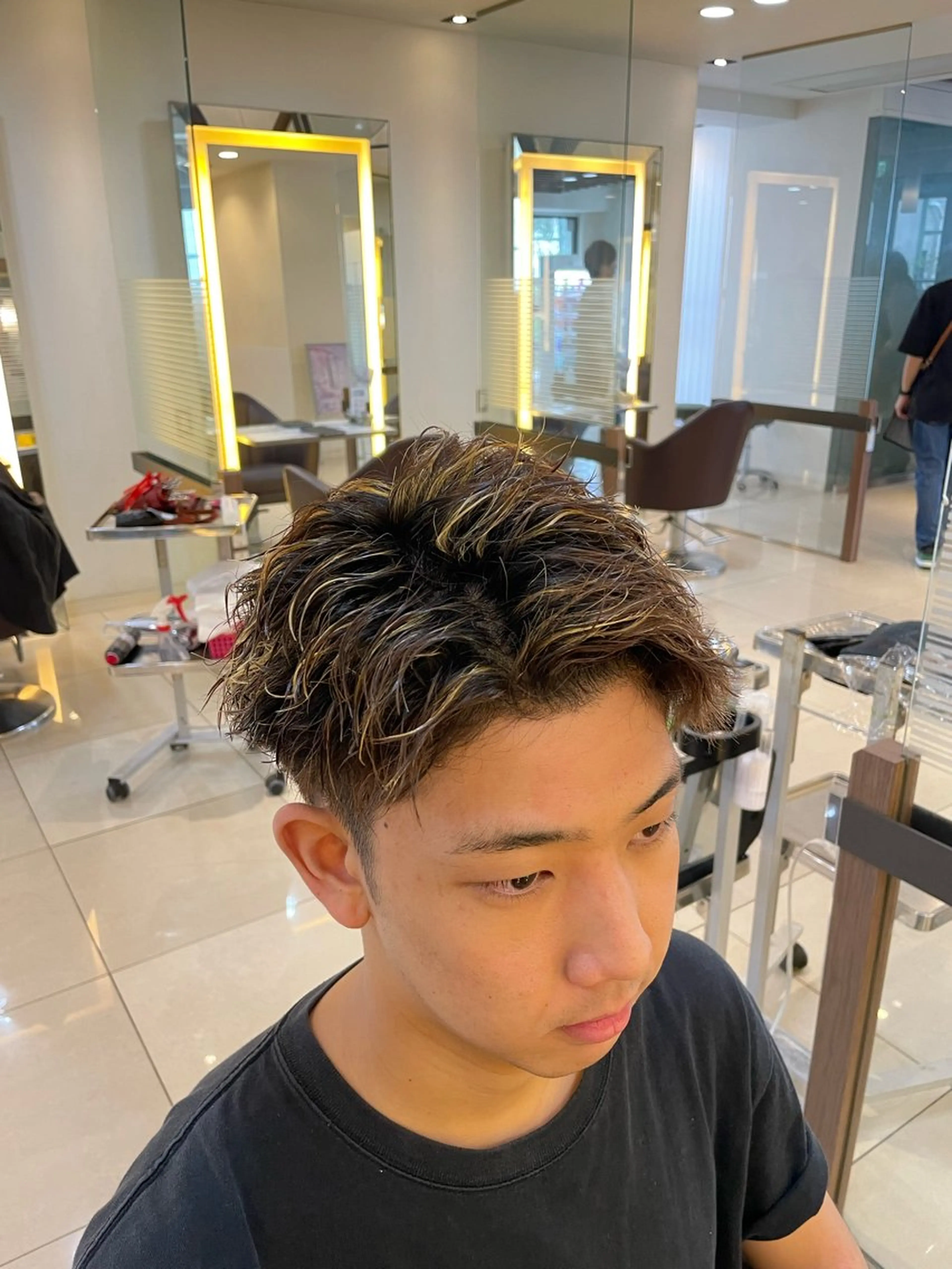 パーマ メンズ メンズハイライト 辻野 光希のヘアスタイル