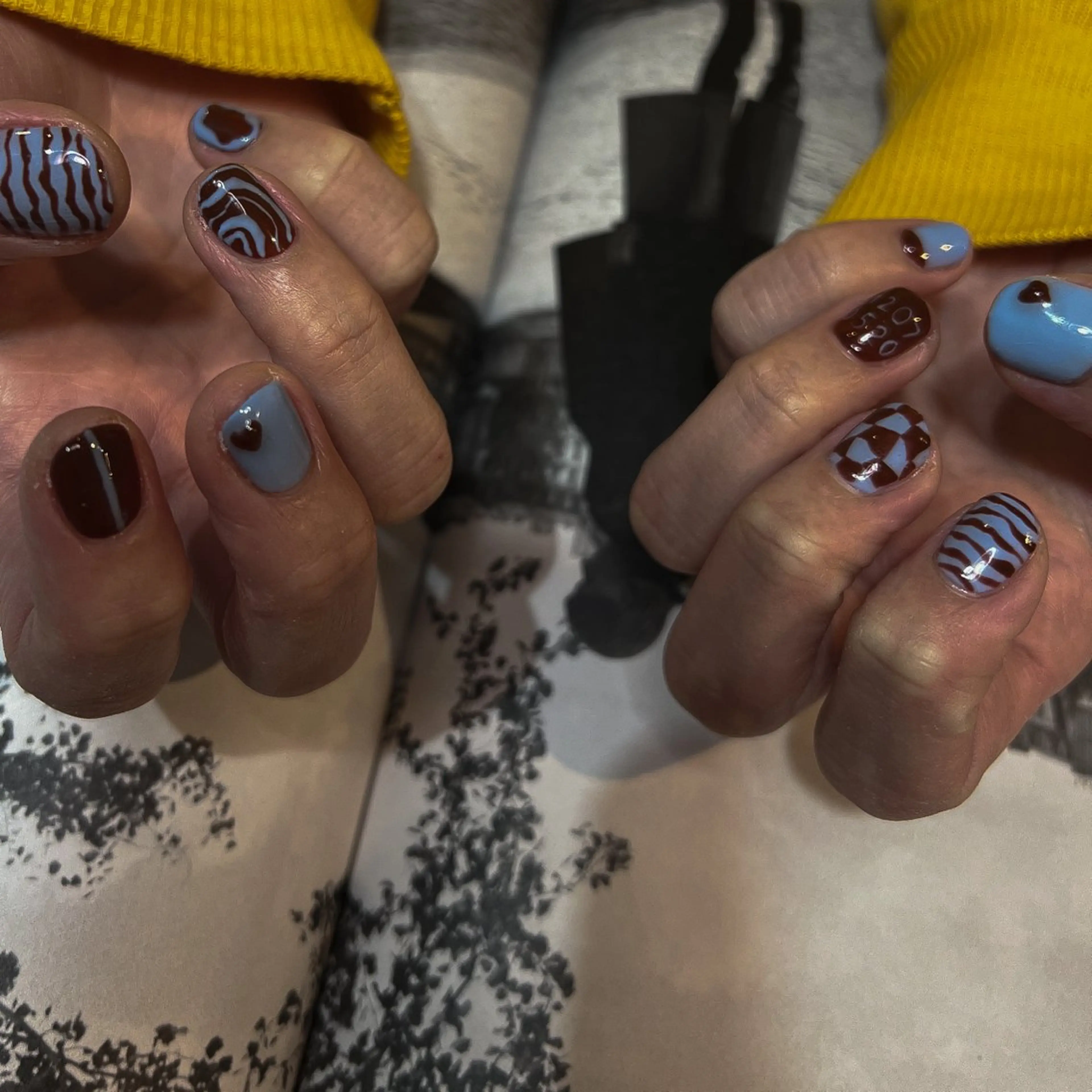 ネイル ハンドネイル nailsalon ULLのネイルデザイン