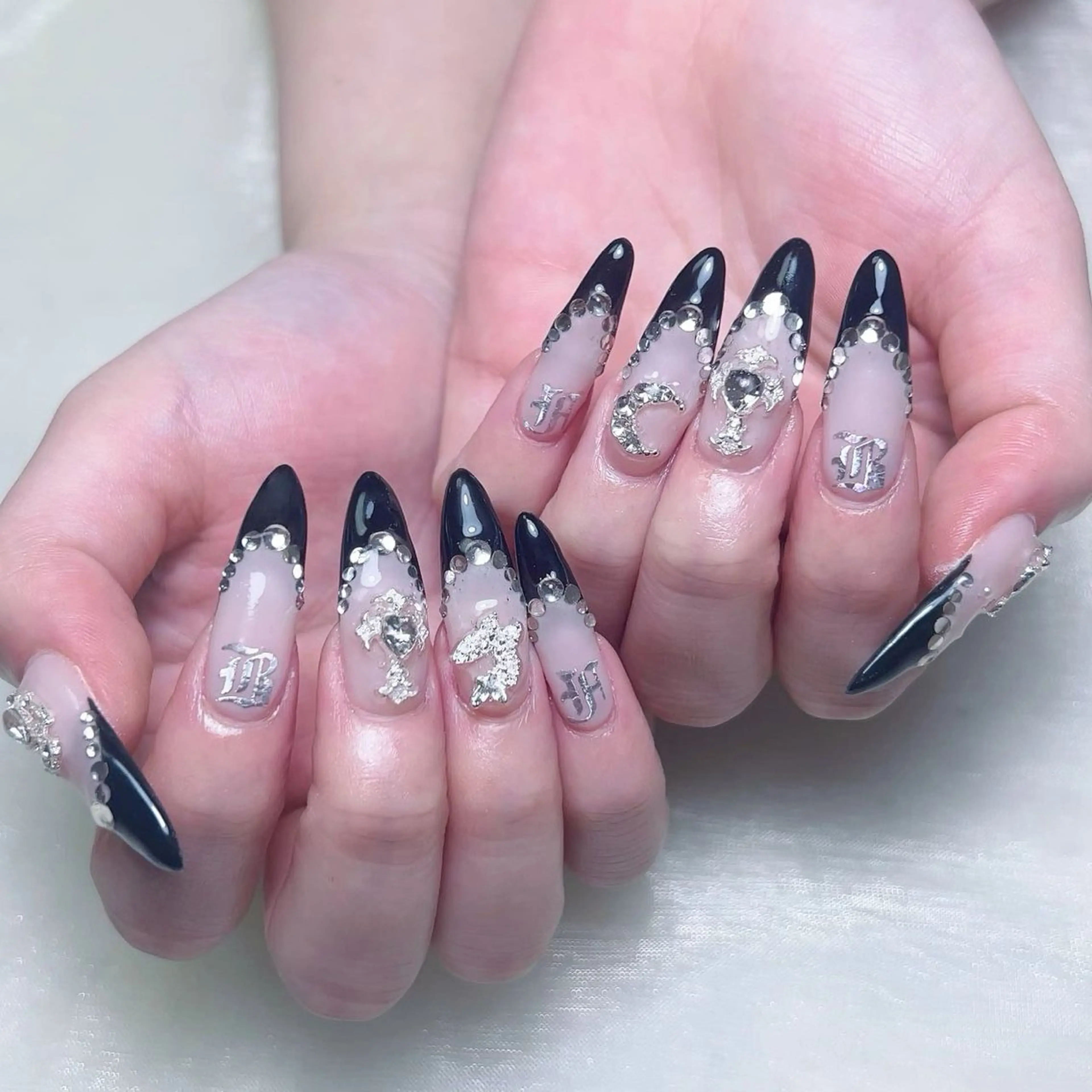 メンズ ネイル 持ち込み KARI ネイルサロンのネイルデザイン