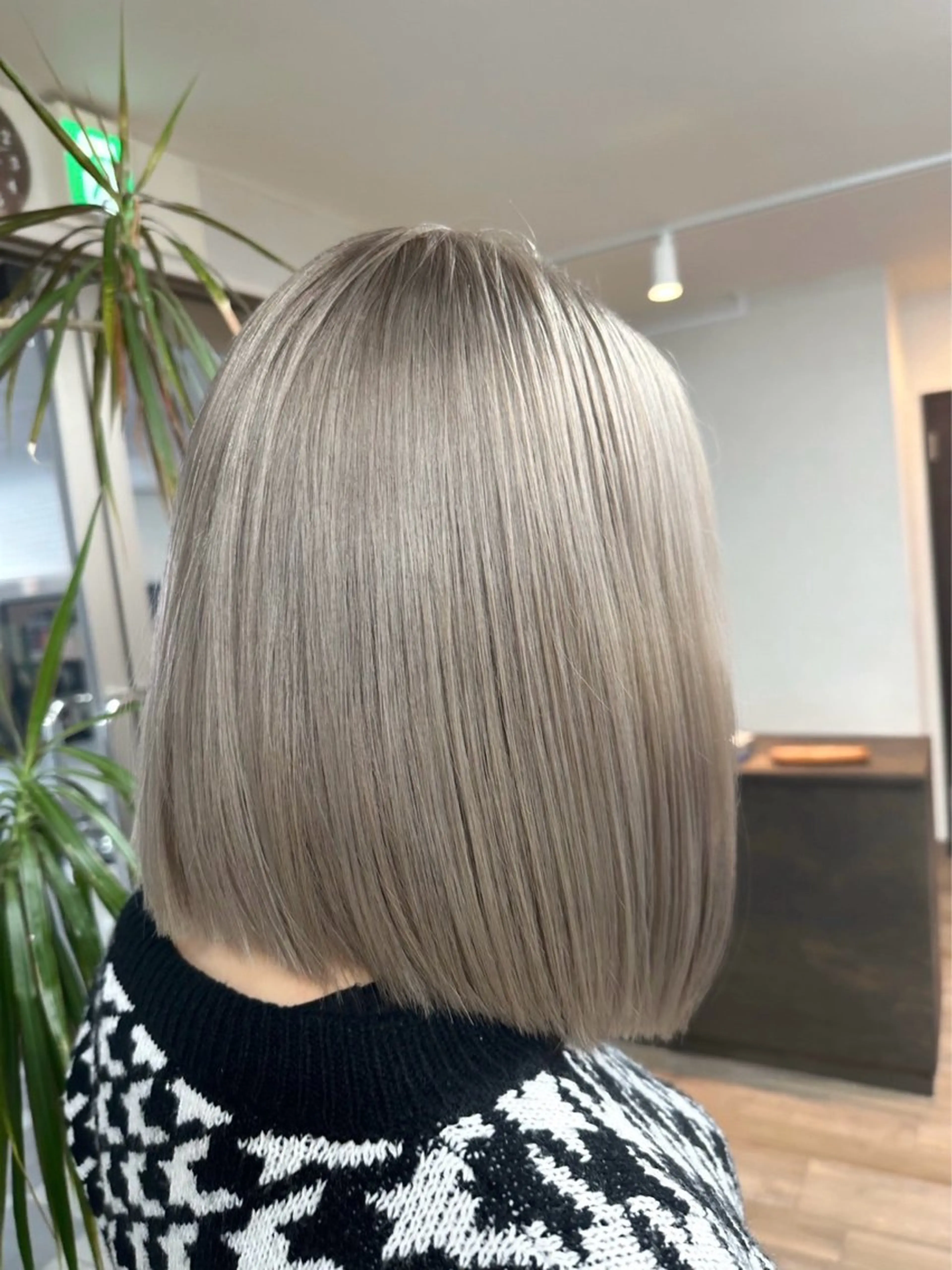 ショート 井上 彩加のヘアスタイル