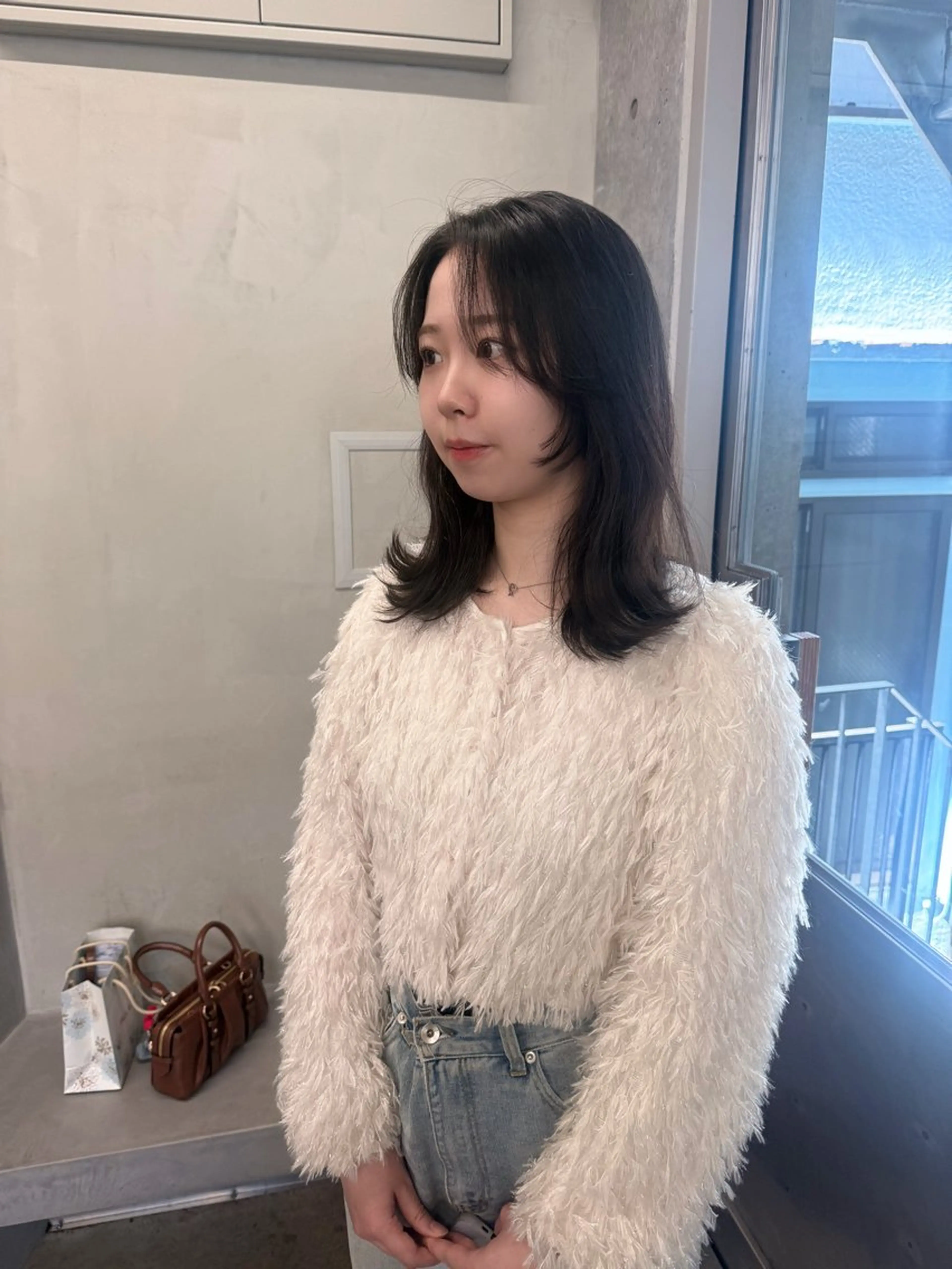 ロング カラー ロングレイヤー アッシュ ベージュカラー ブリーチ 透明感カラー カット ヘアカラー トリートメント 誰より丁寧なカット/ 小林輝/レイヤーのヘアスタイル