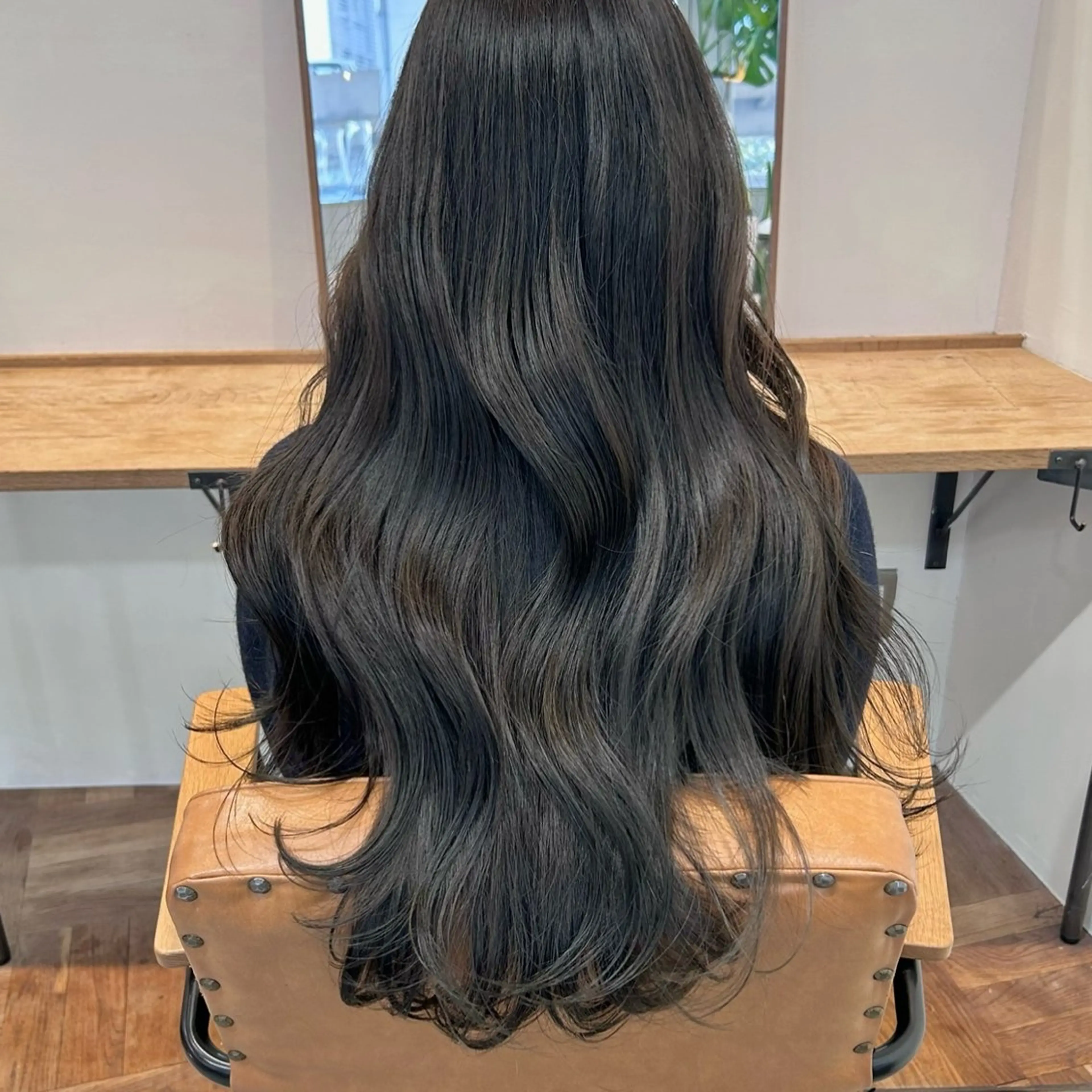 カラー 透明感カラー みうら ありさのヘアスタイル