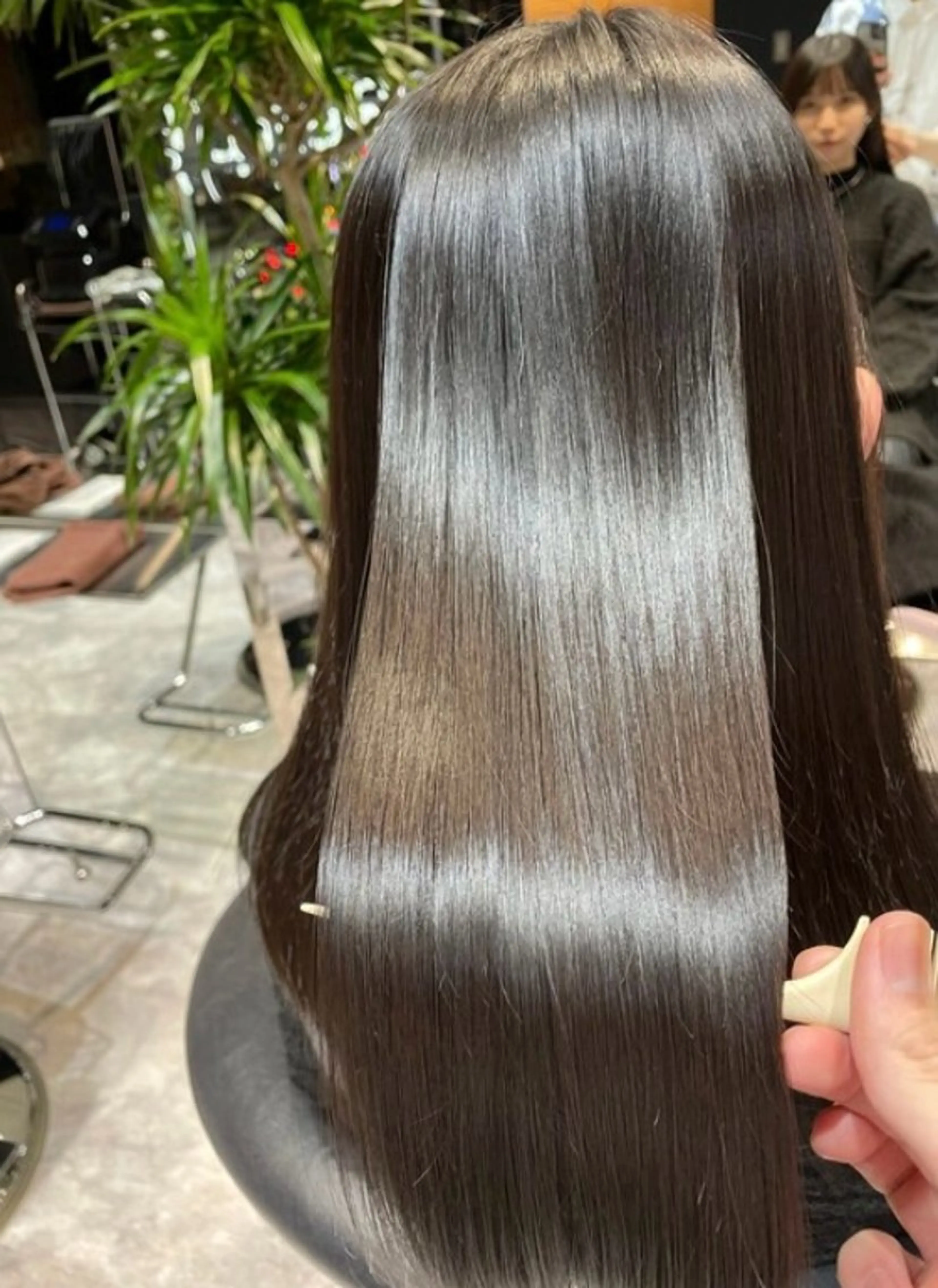 ロング 髪質改善 縮毛矯正 トリートメント 美髪矯正/酸性ストレ ート/艶カラー/堅田のヘアスタイル